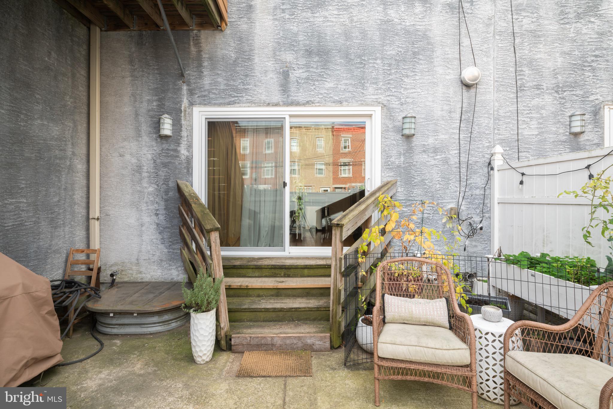FAIRMOUNT - Residential