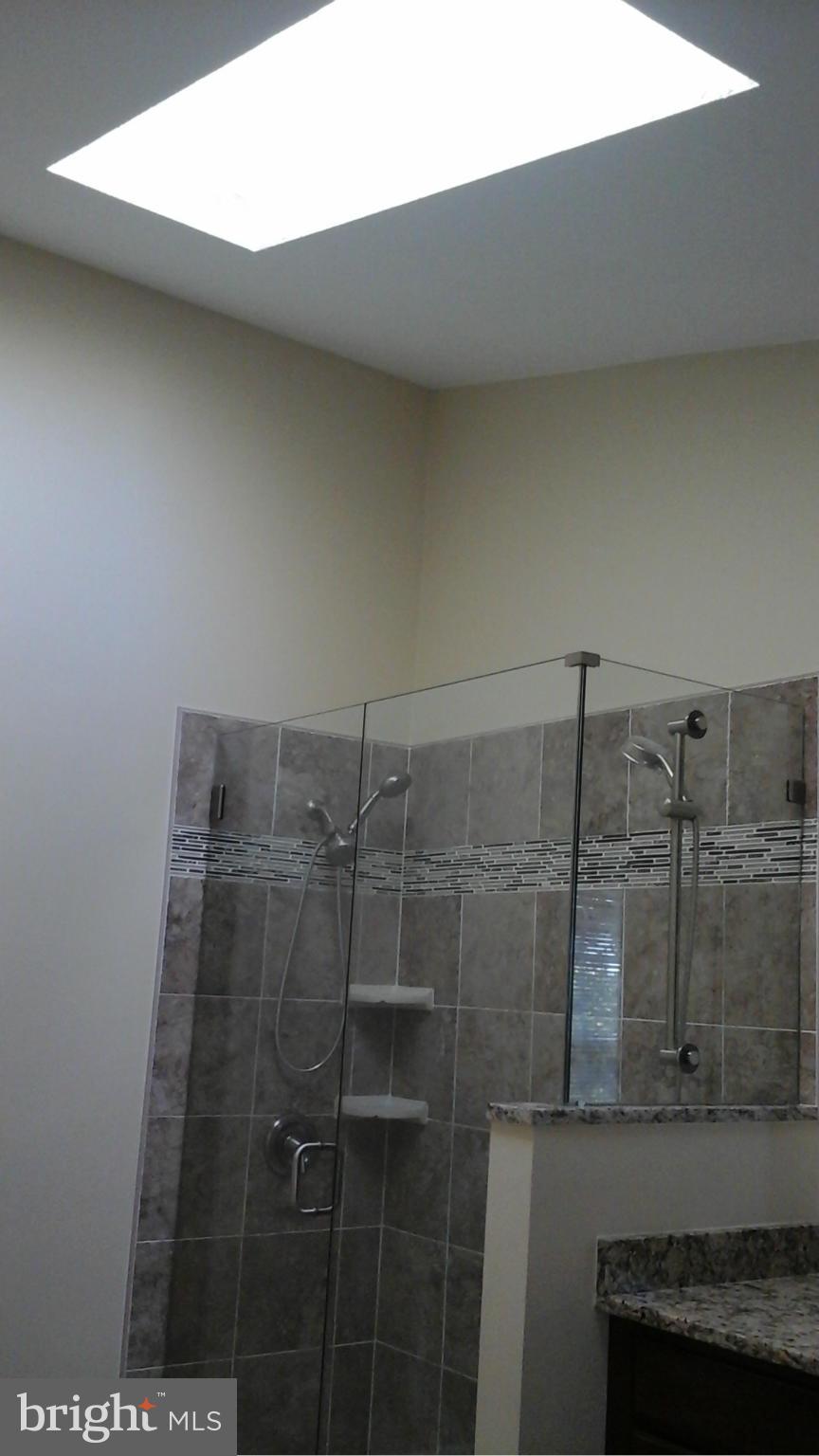 KINGSTOWNE - Residential Lease