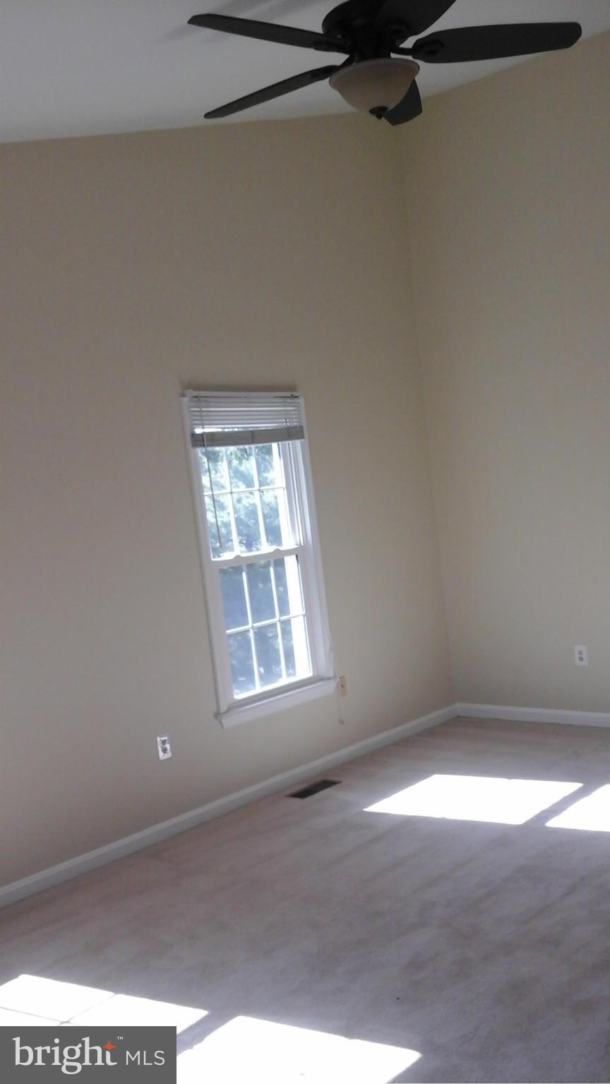 KINGSTOWNE - Residential Lease