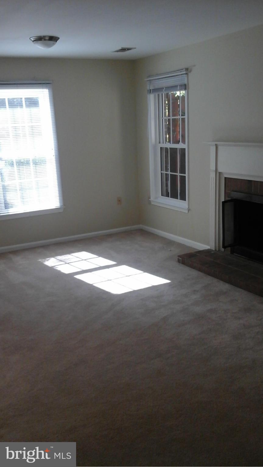 KINGSTOWNE - Residential Lease