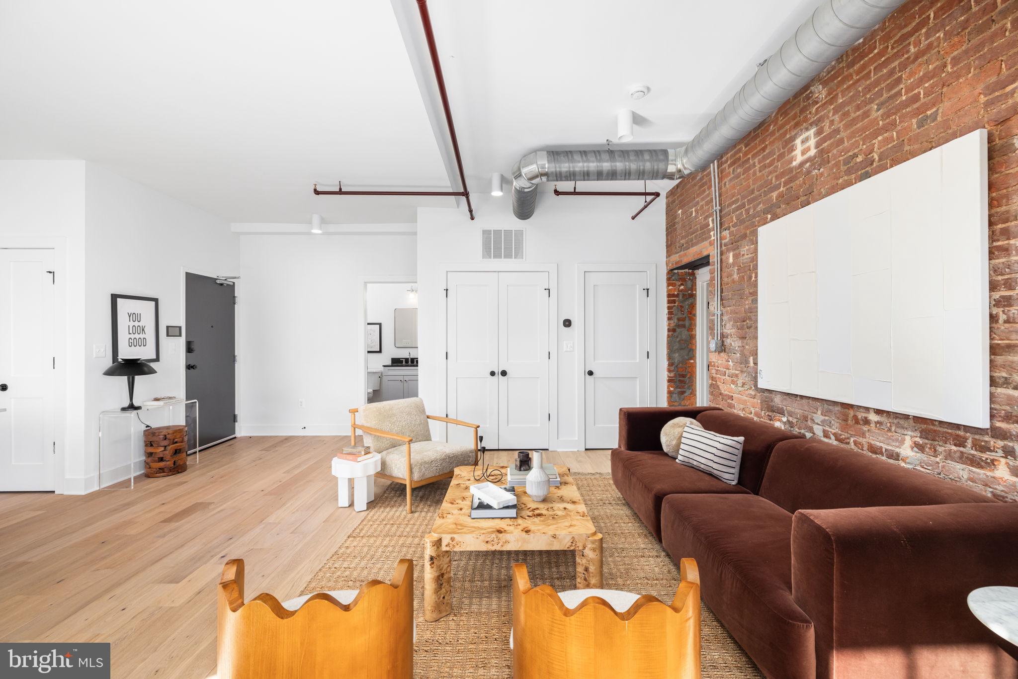 OLD TOWN ALEXANDRIA - Residential Lease