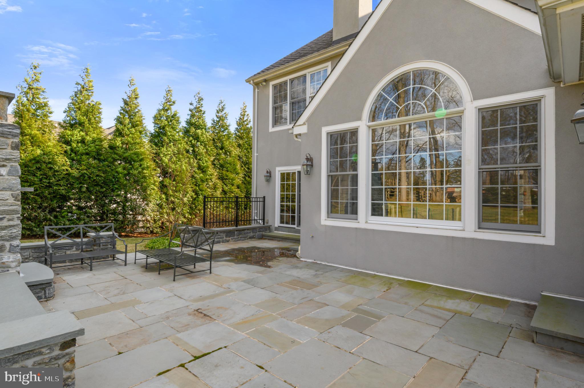 STONEGATE - Residential