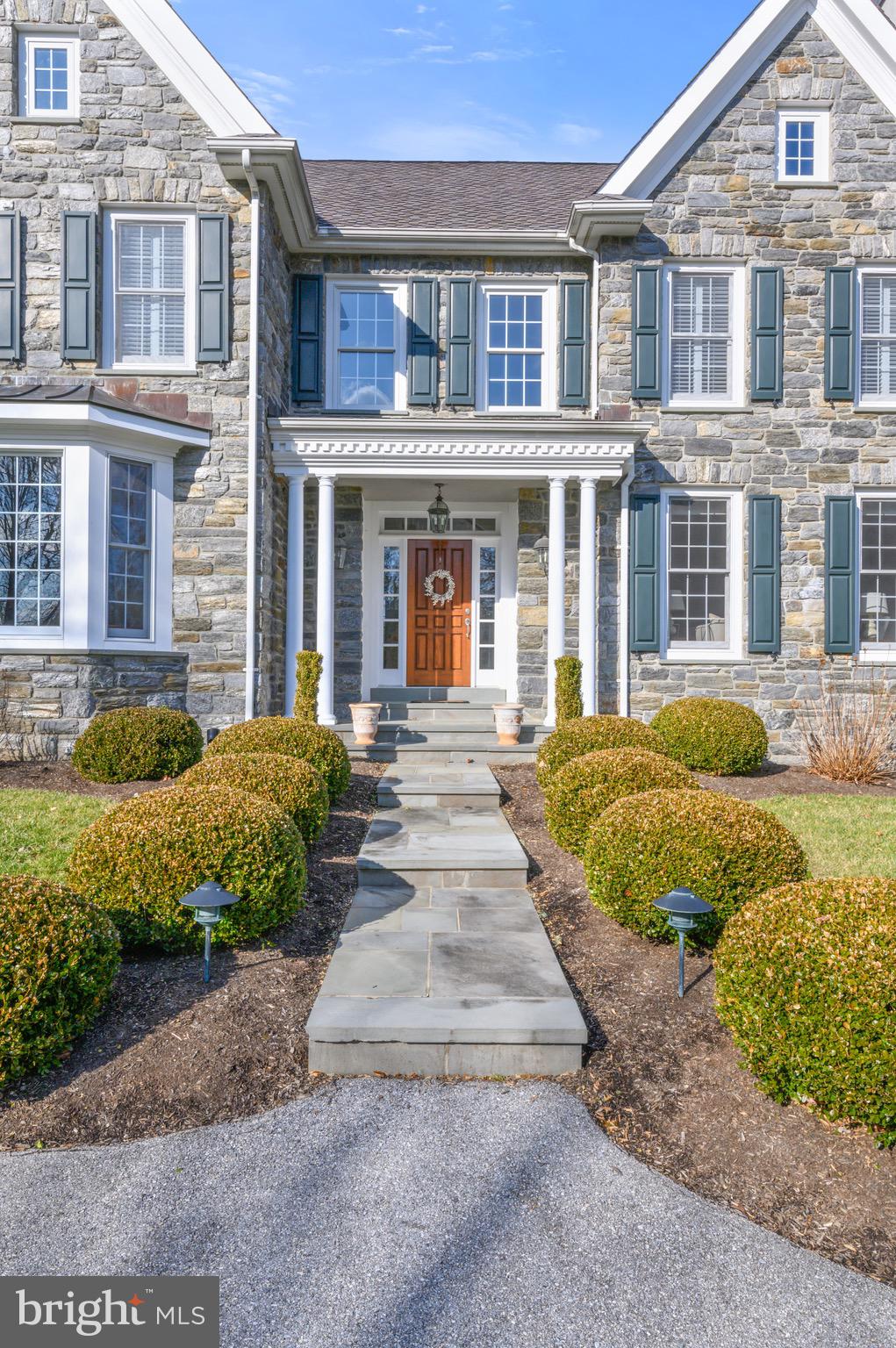 STONEGATE - Residential