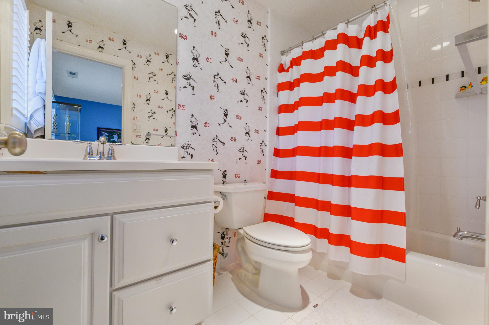 STONEGATE - Residential