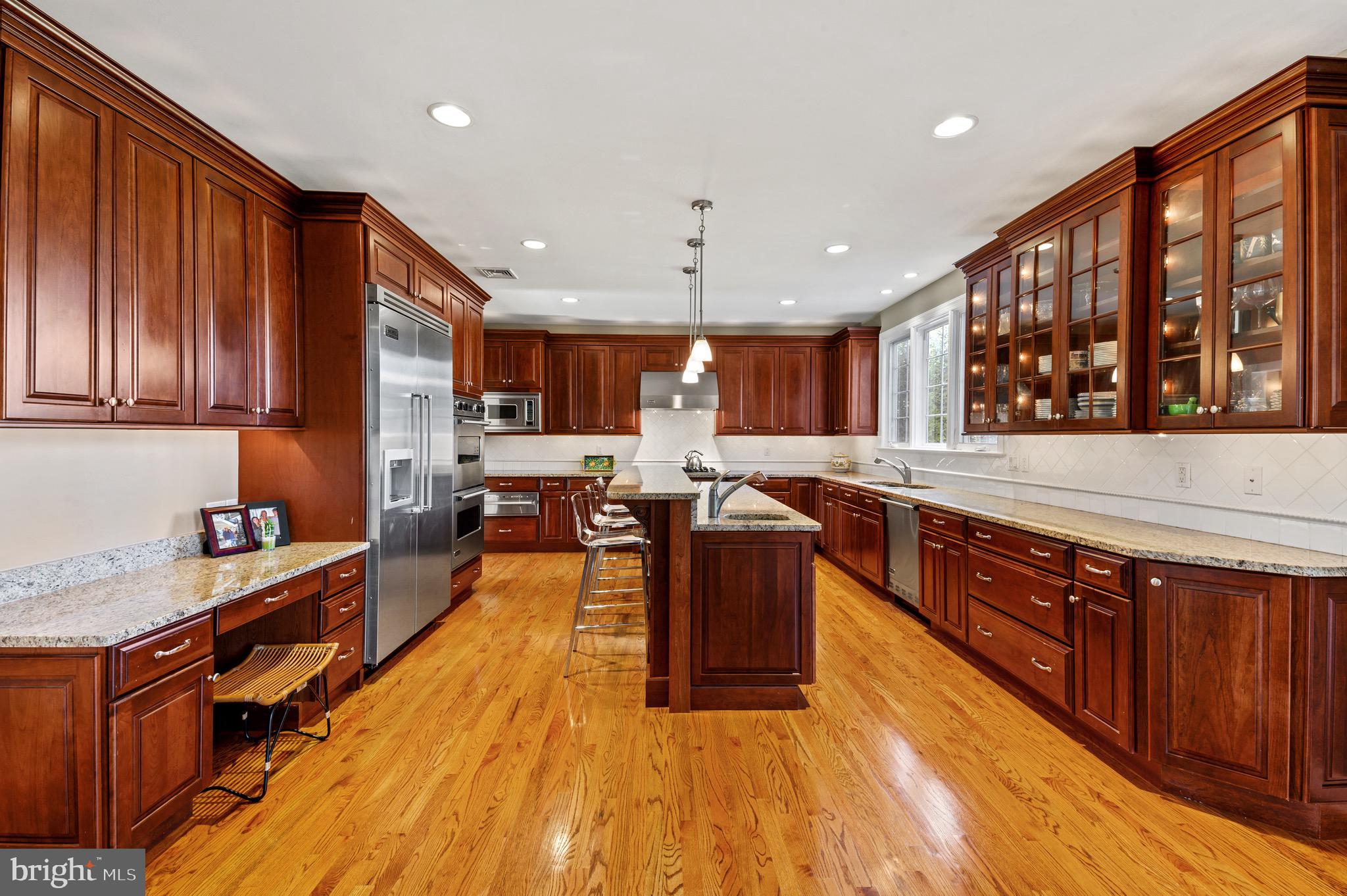 STONEGATE - Residential