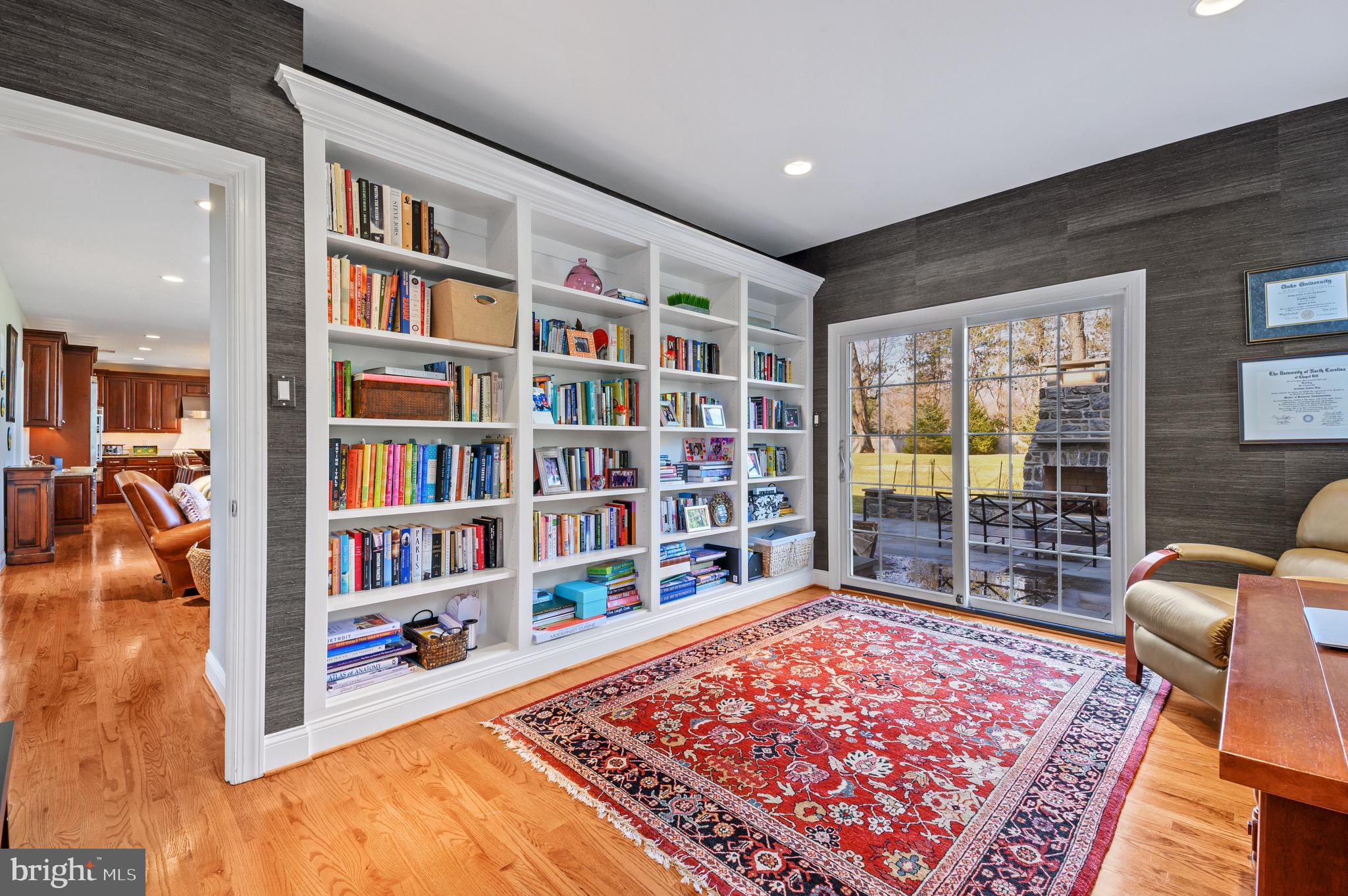 STONEGATE - Residential