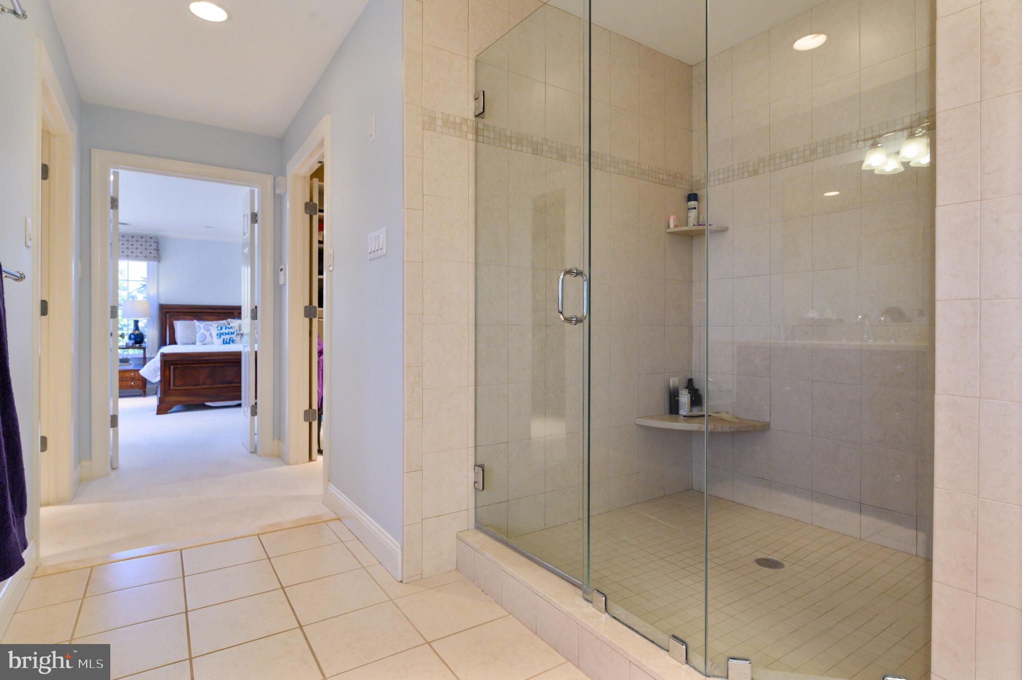 STONEGATE - Residential