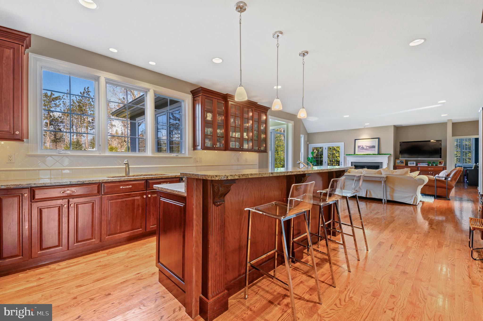 STONEGATE - Residential