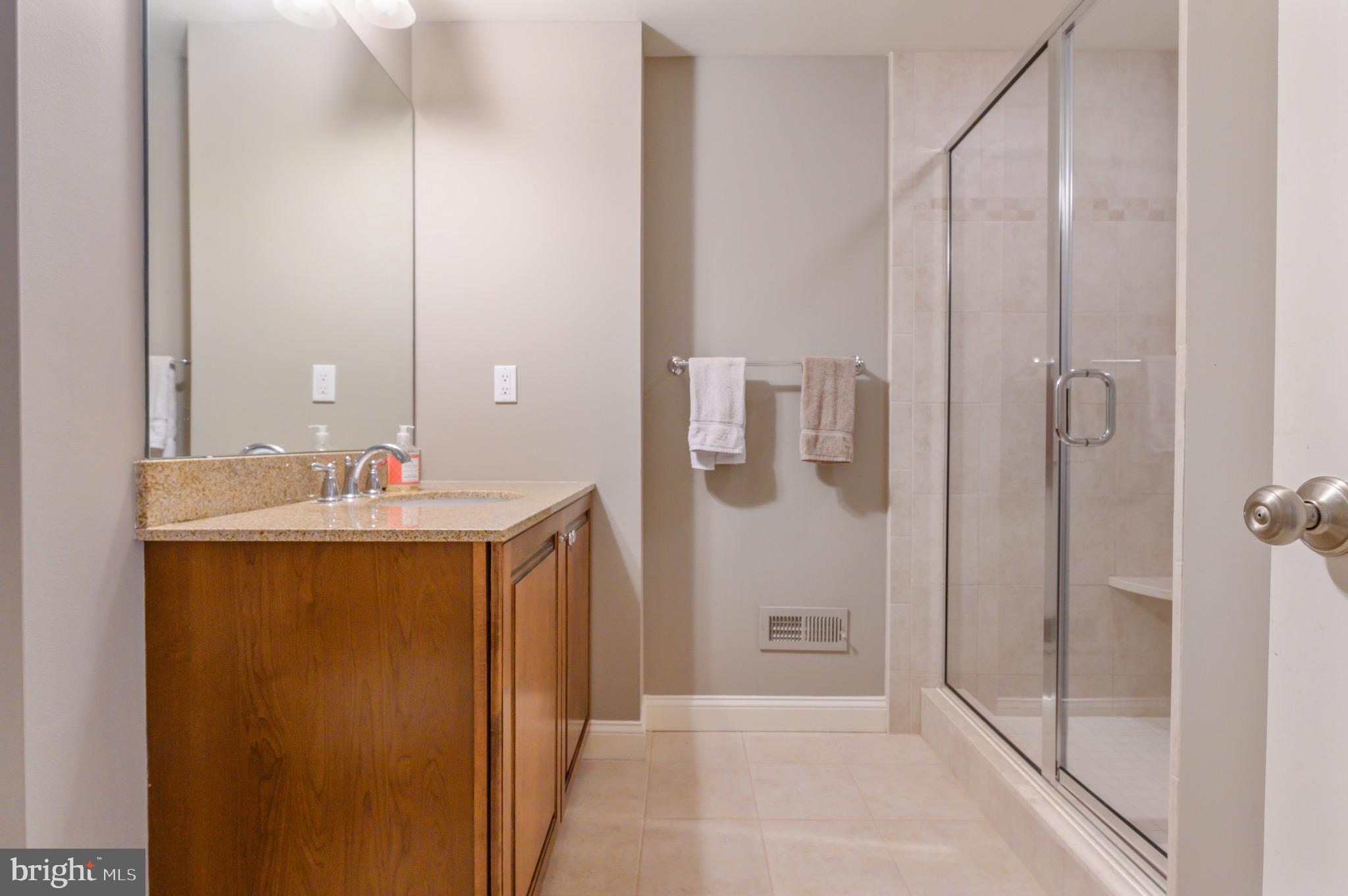 STONEGATE - Residential