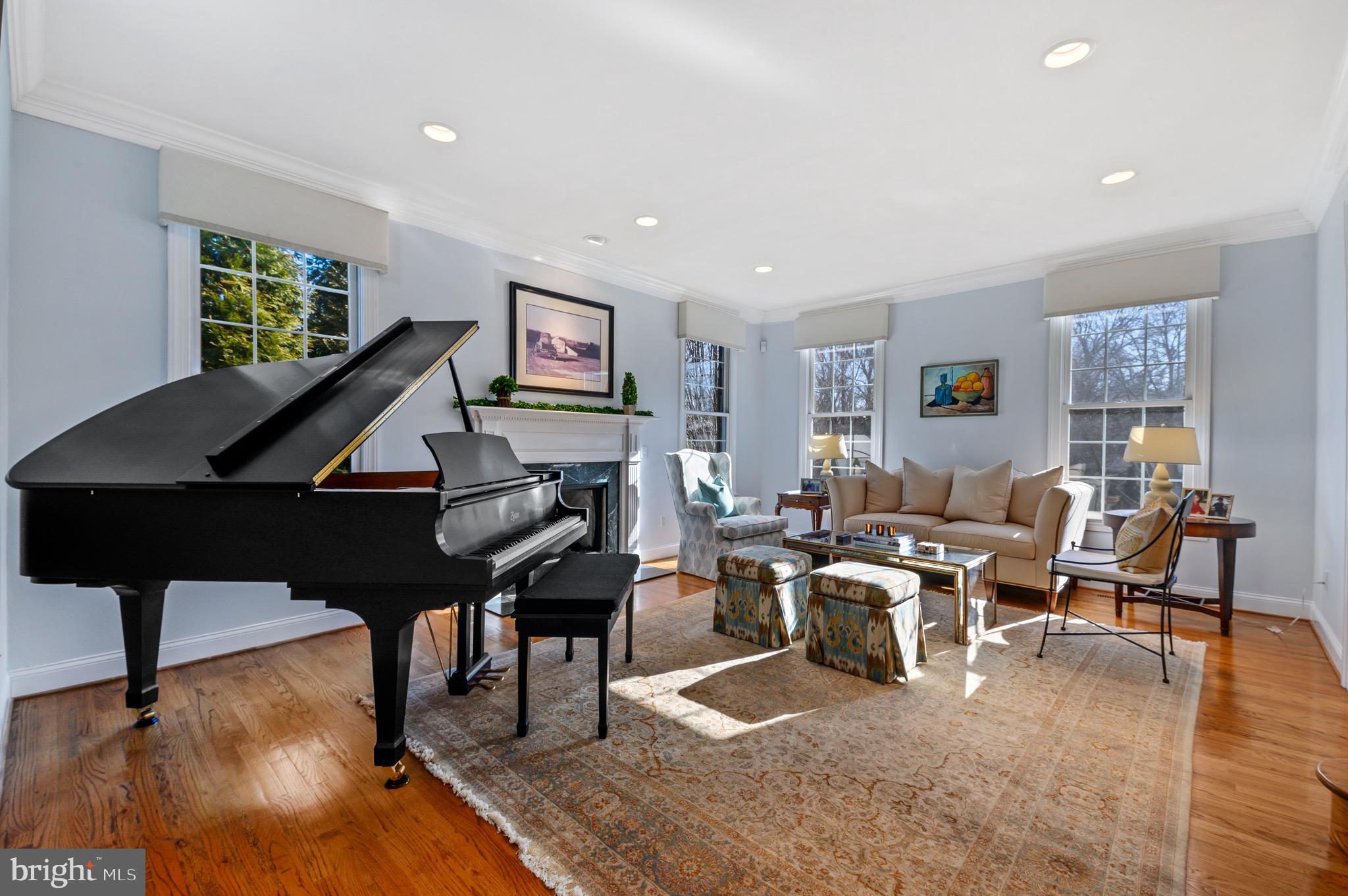 STONEGATE - Residential