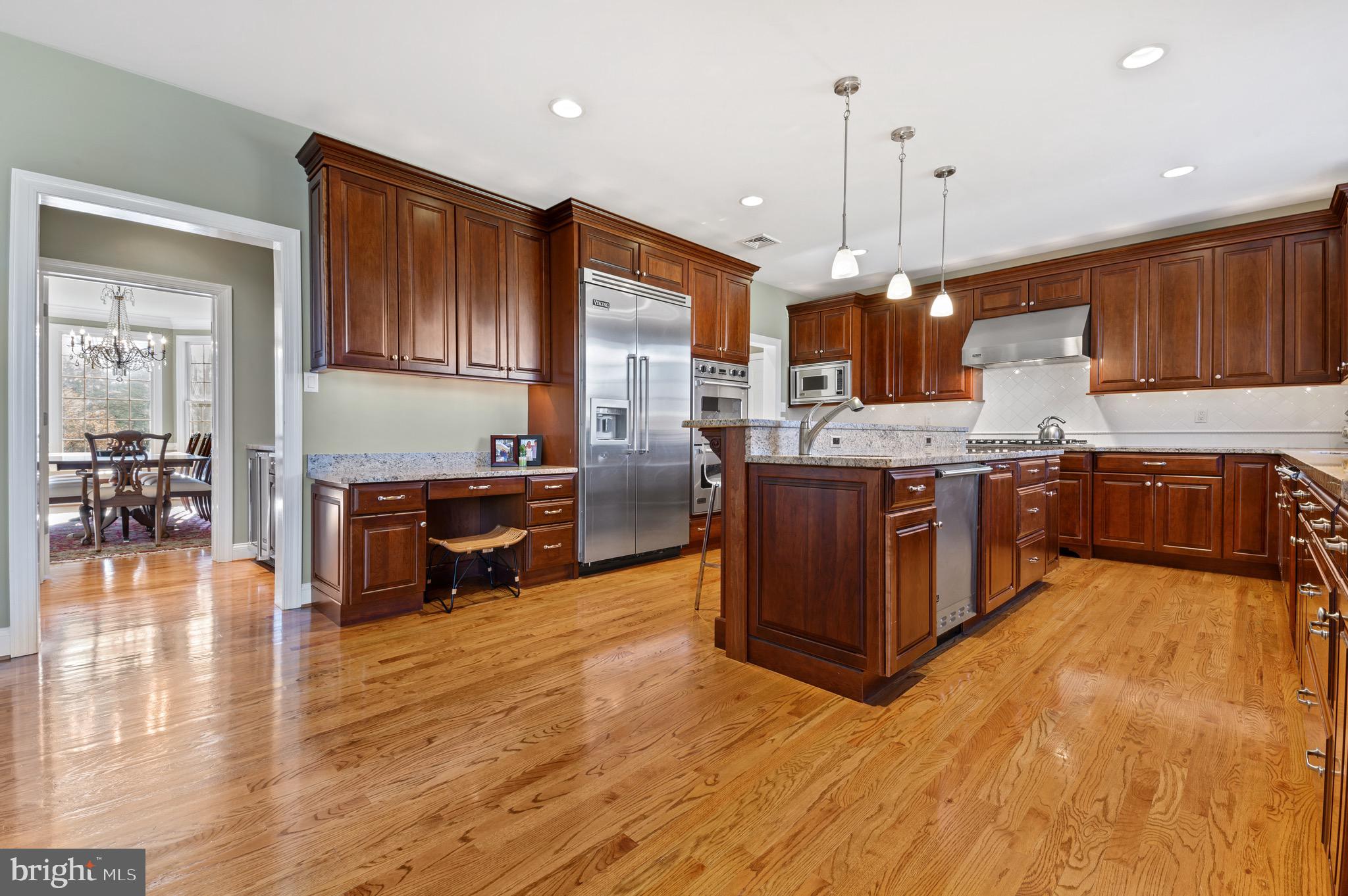 STONEGATE - Residential