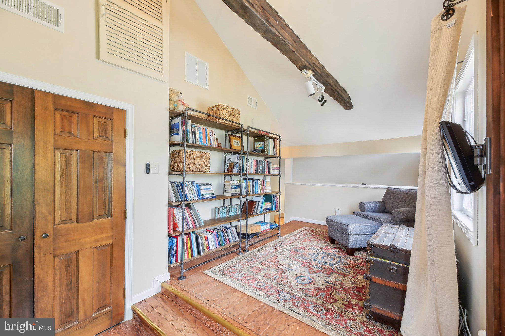 SOUTH RIVER HEIGHTS - Residential