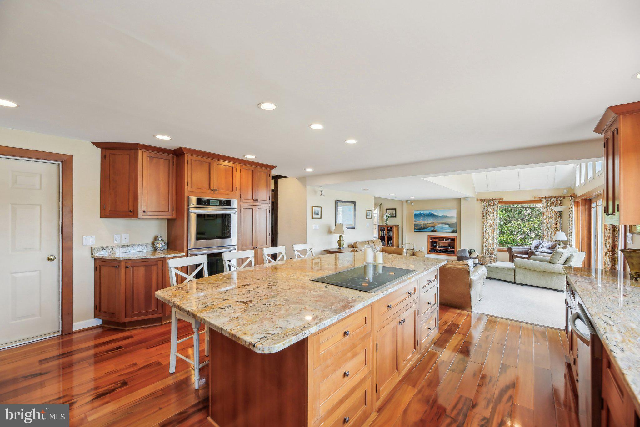 SOUTH RIVER HEIGHTS - Residential