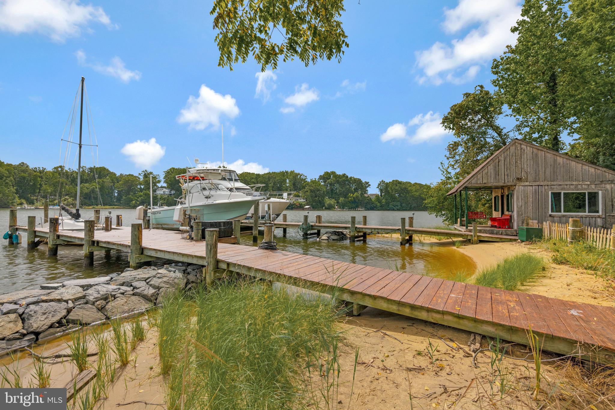 SOUTH RIVER HEIGHTS - Residential