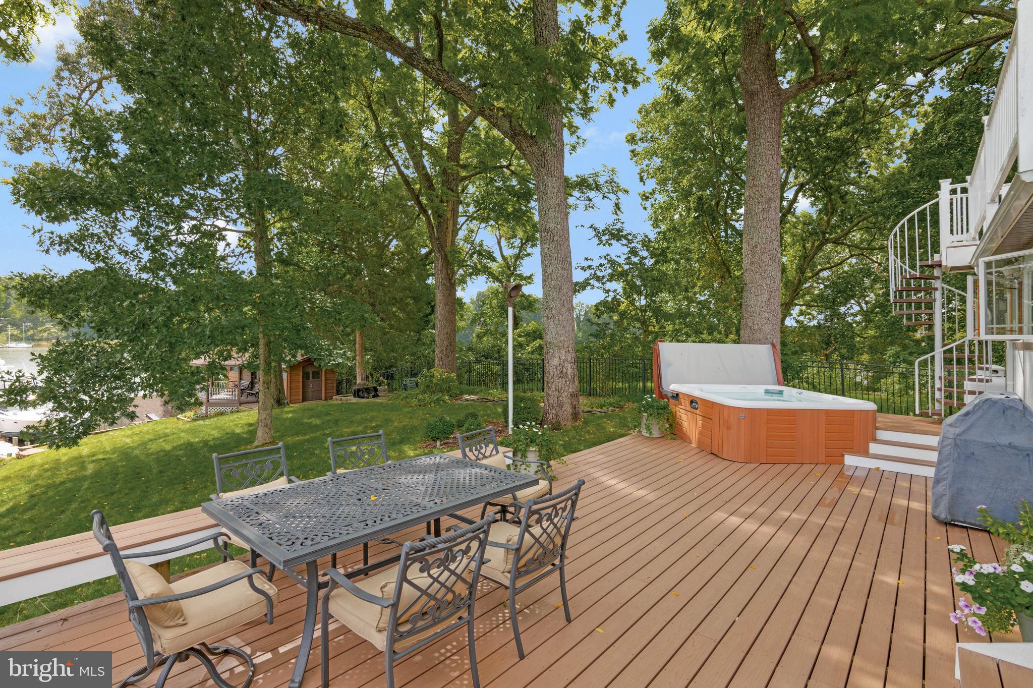 SOUTH RIVER HEIGHTS - Residential