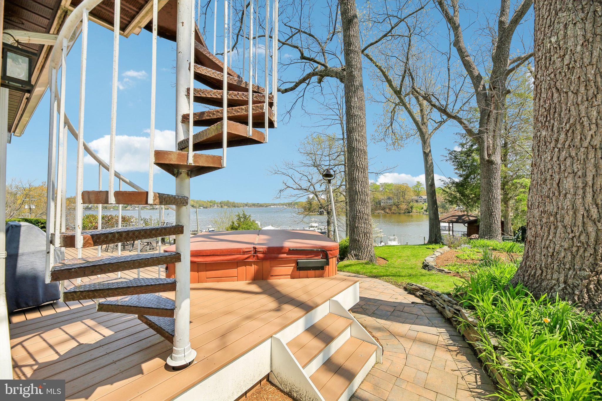 SOUTH RIVER HEIGHTS - Residential