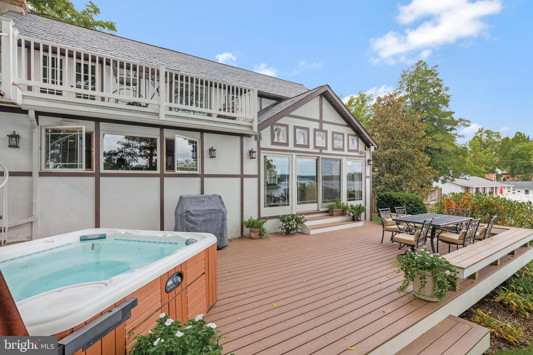 SOUTH RIVER HEIGHTS - Residential