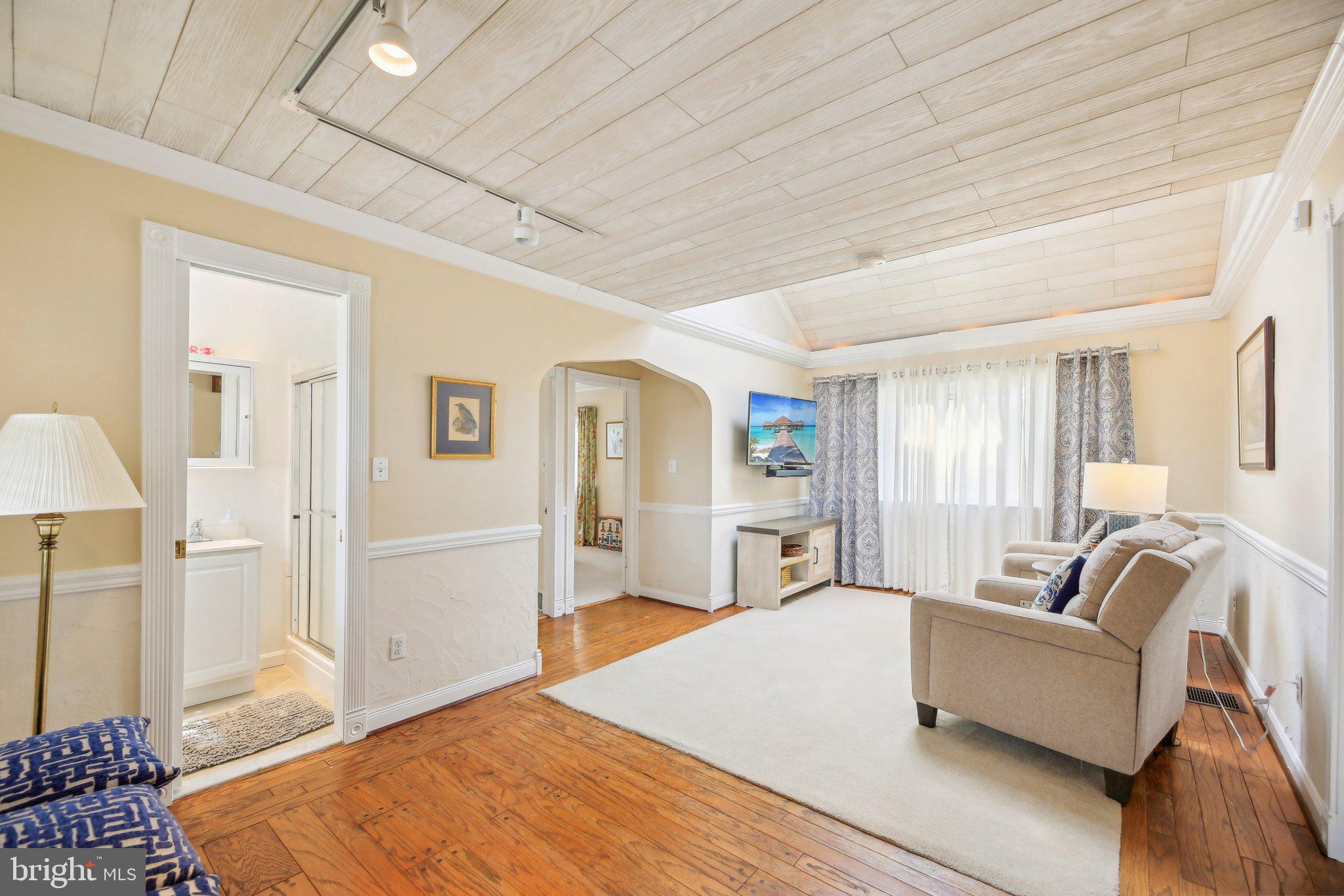 SOUTH RIVER HEIGHTS - Residential