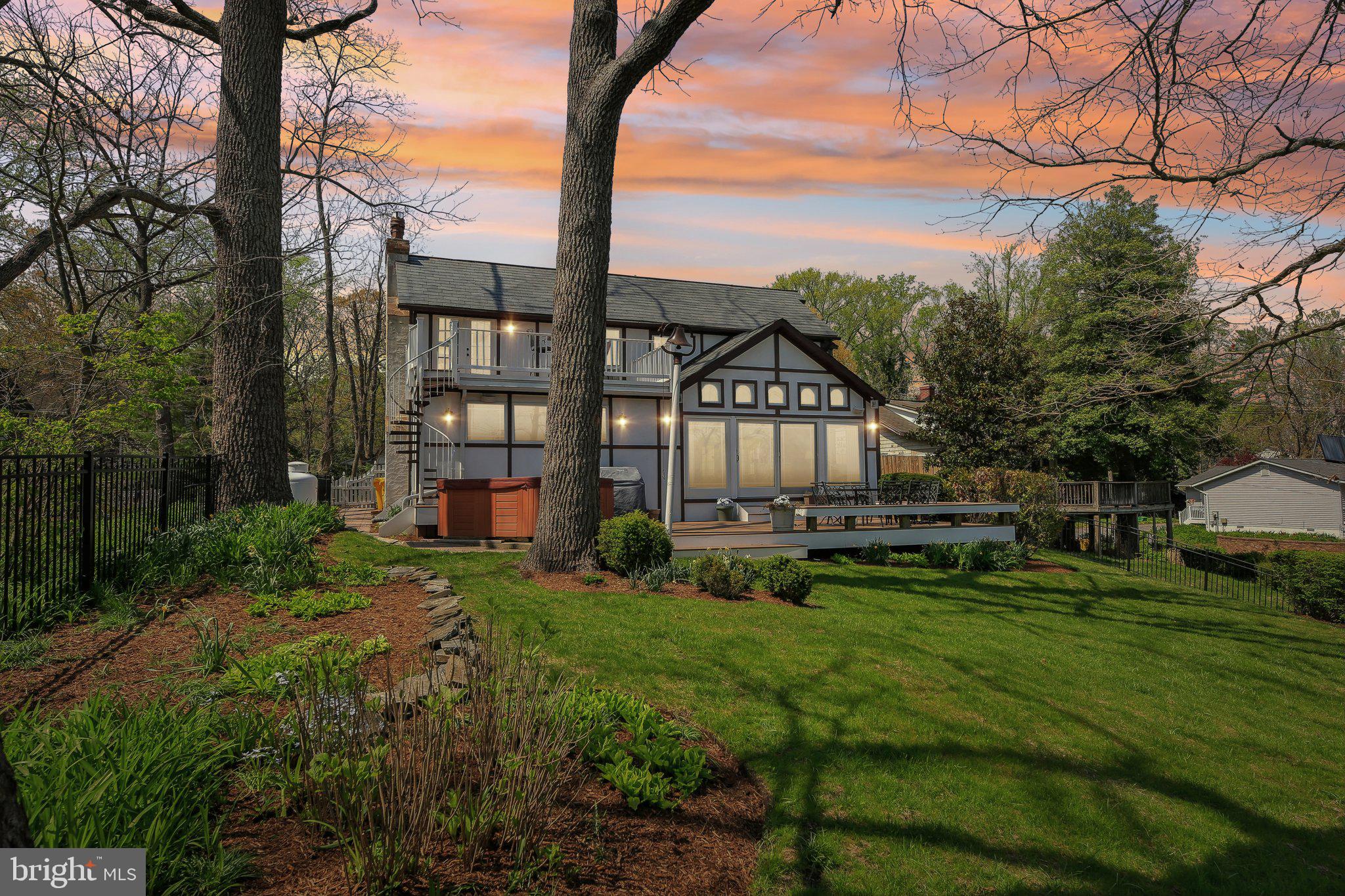 SOUTH RIVER HEIGHTS - Residential