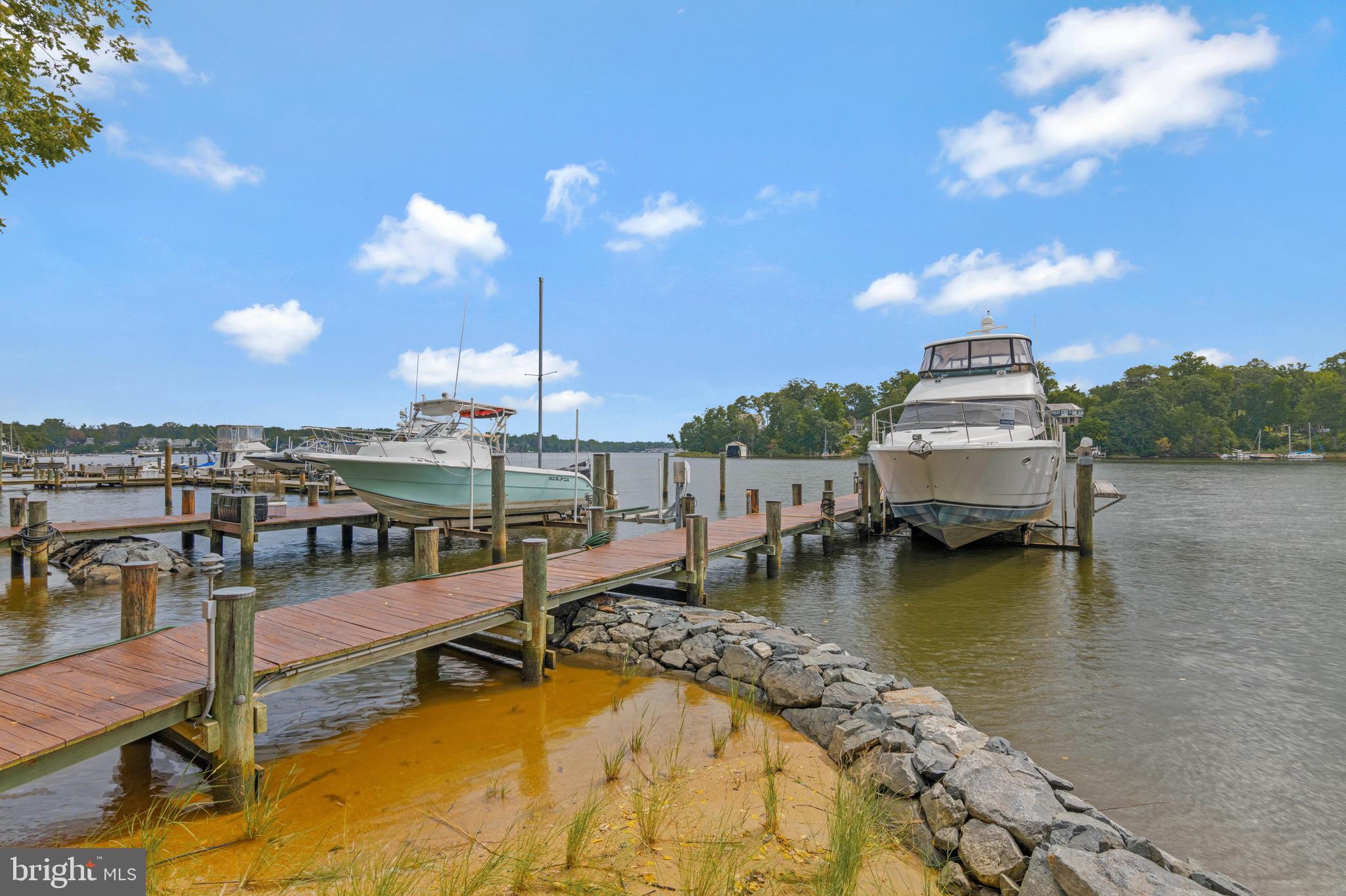 SOUTH RIVER HEIGHTS - Residential