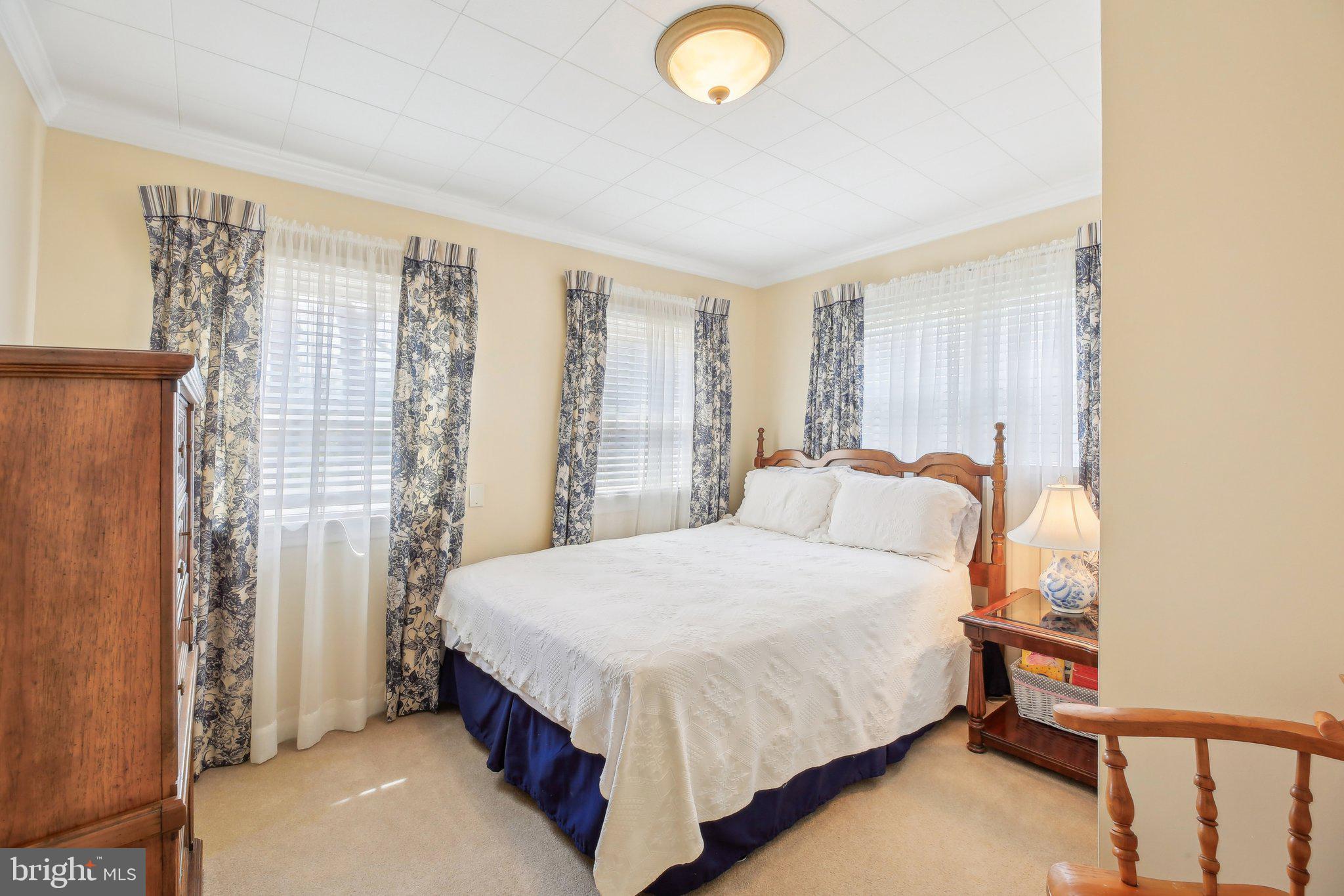 SOUTH RIVER HEIGHTS - Residential