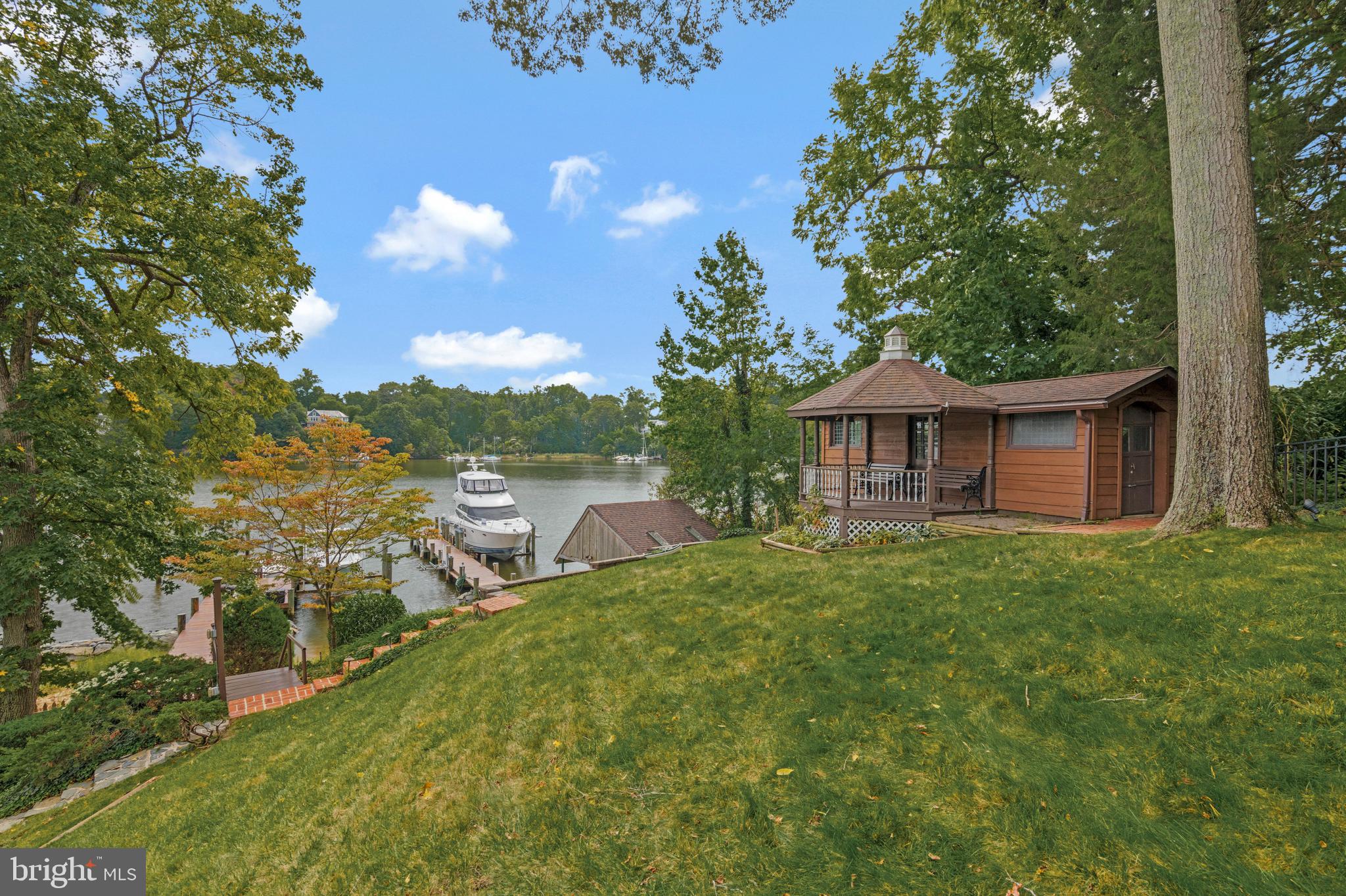 SOUTH RIVER HEIGHTS - Residential