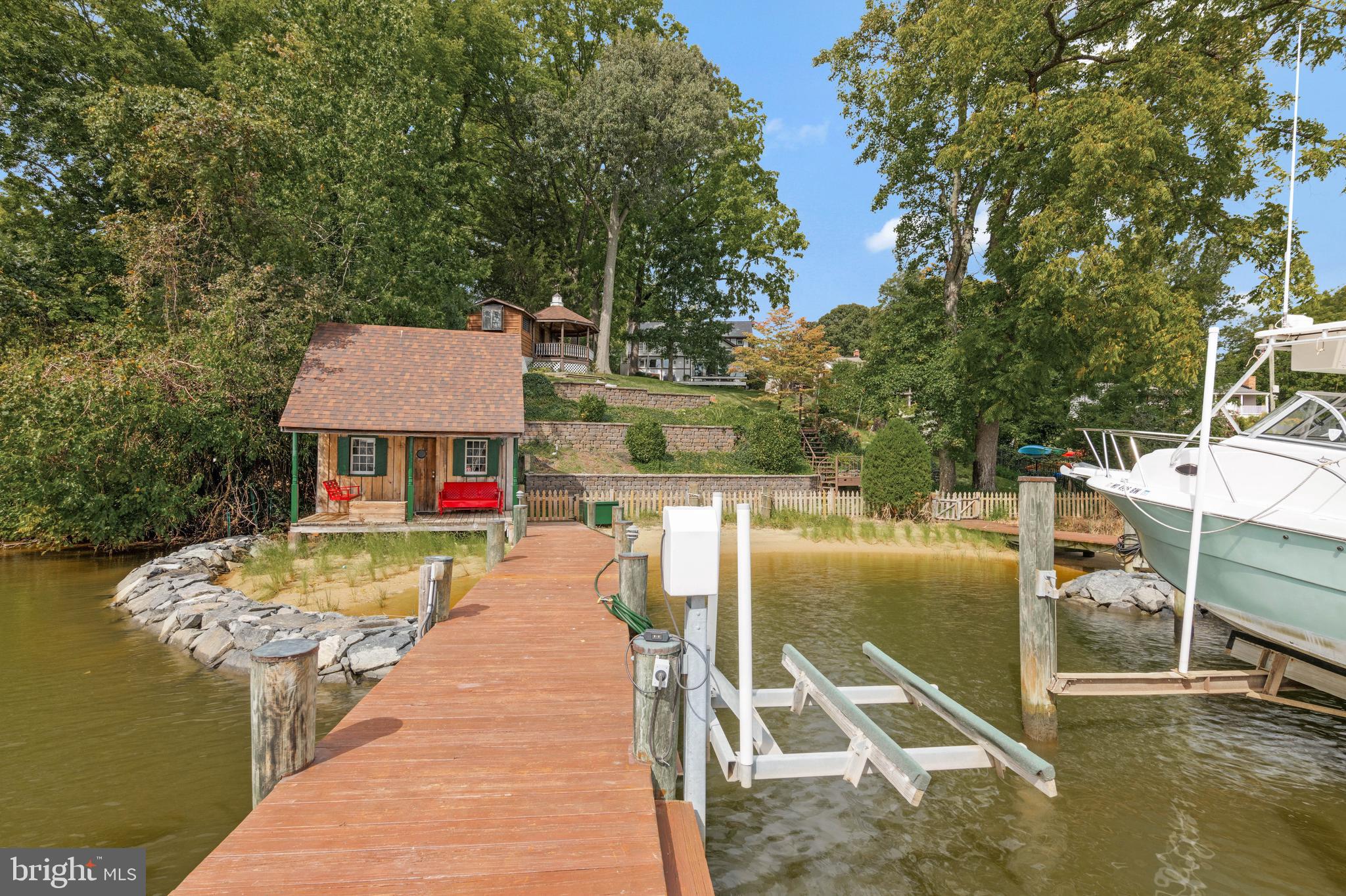 SOUTH RIVER HEIGHTS - Residential