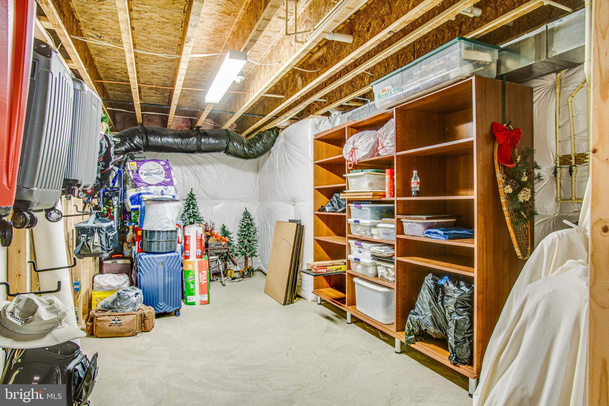 VIRGINIA HERITAGE AT LEE'S PARK - Residential