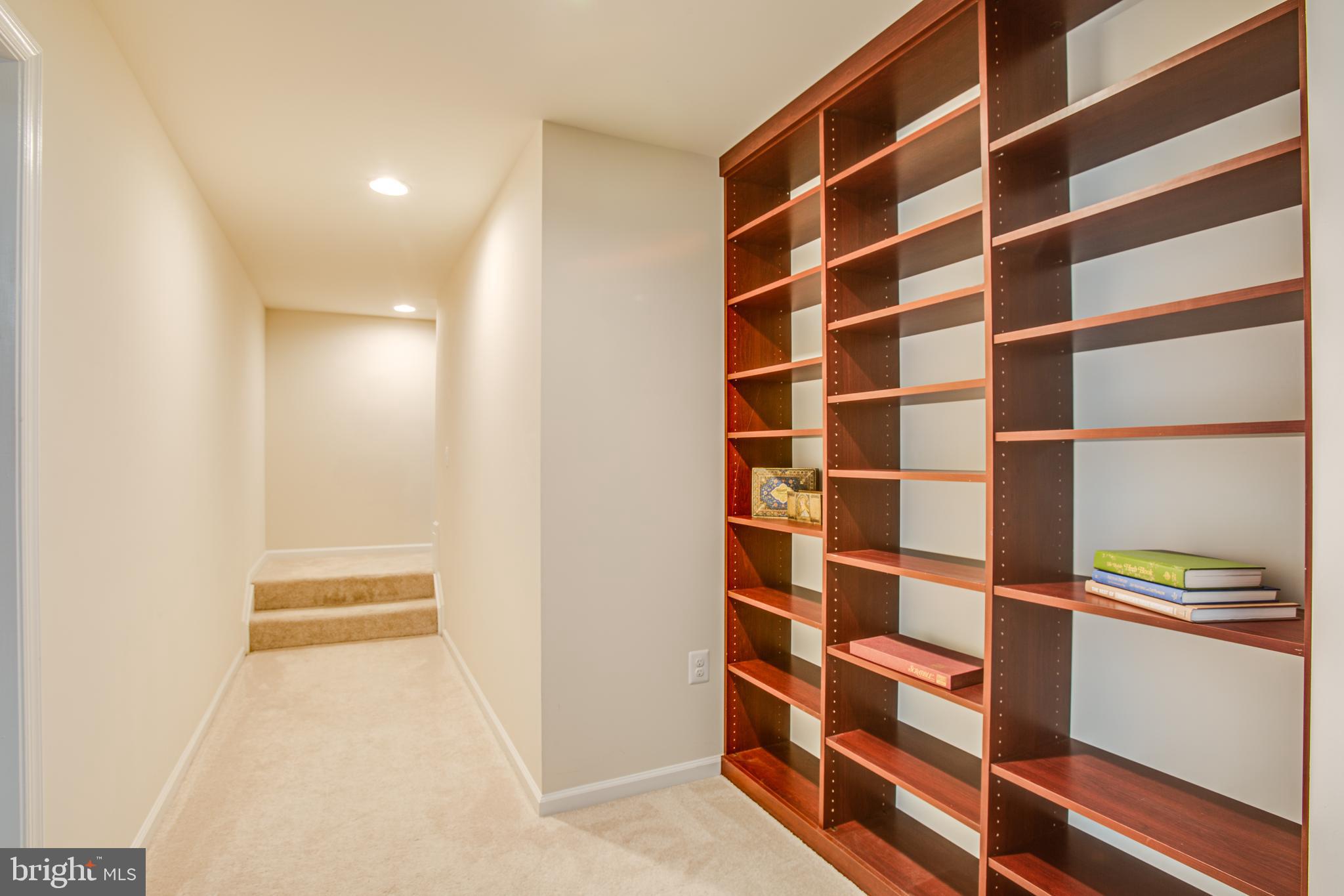 VIRGINIA HERITAGE AT LEE'S PARK - Residential