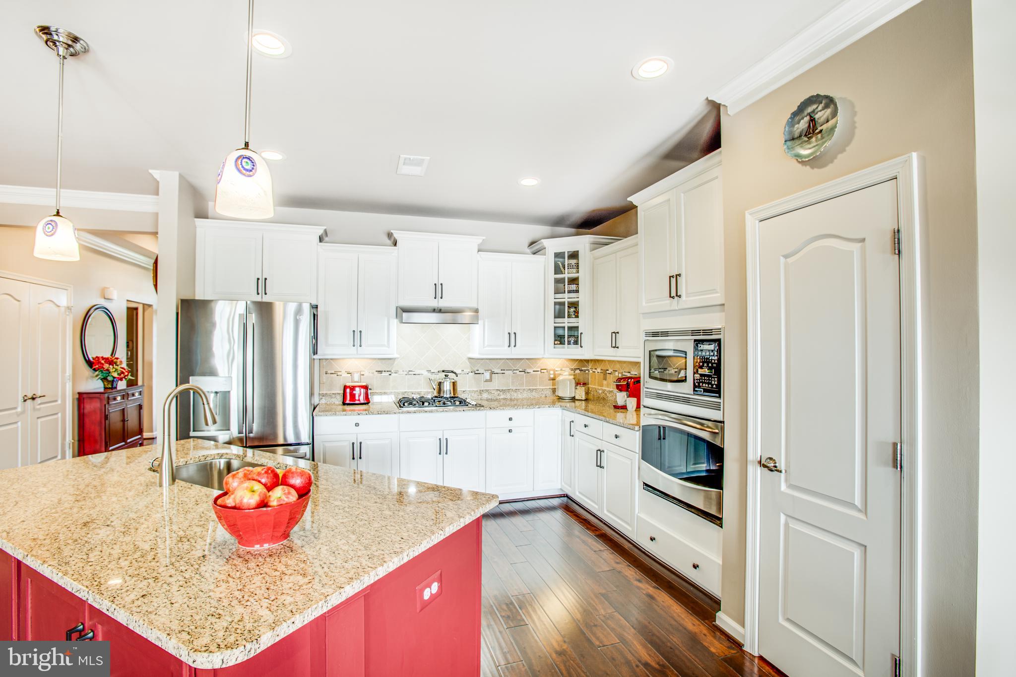 VIRGINIA HERITAGE AT LEE'S PARK - Residential