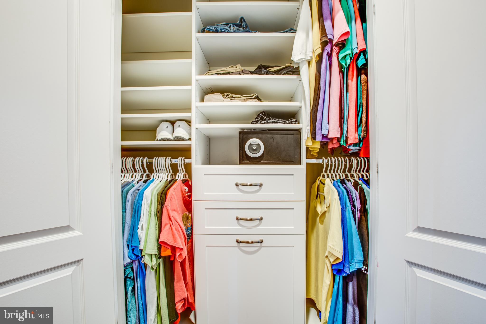 VIRGINIA HERITAGE AT LEE'S PARK - Residential