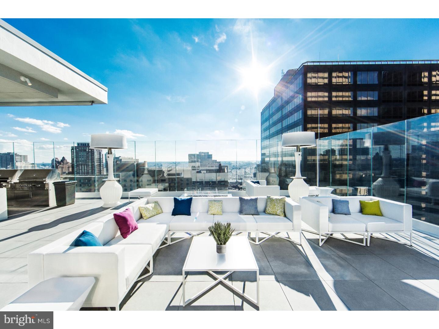 CENTER CITY - Residential Lease