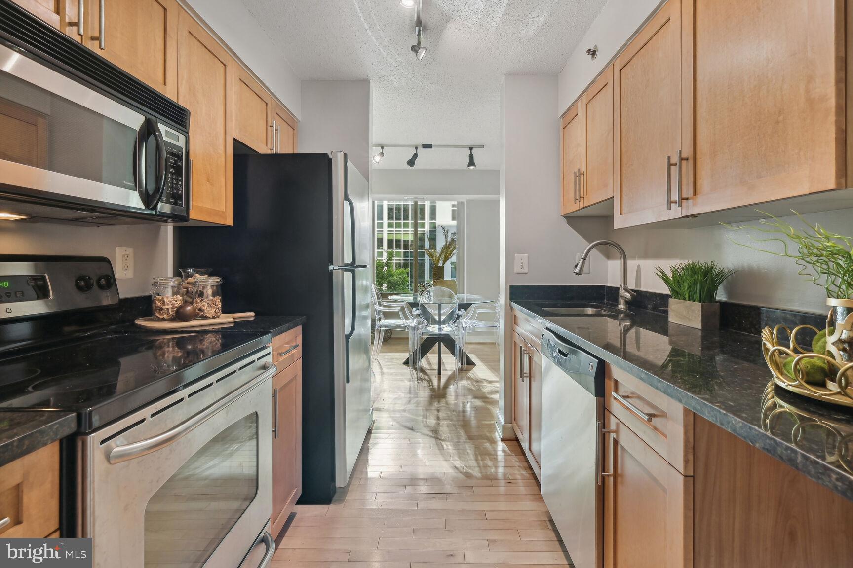 THE CHASE AT BETHESDA - Residential