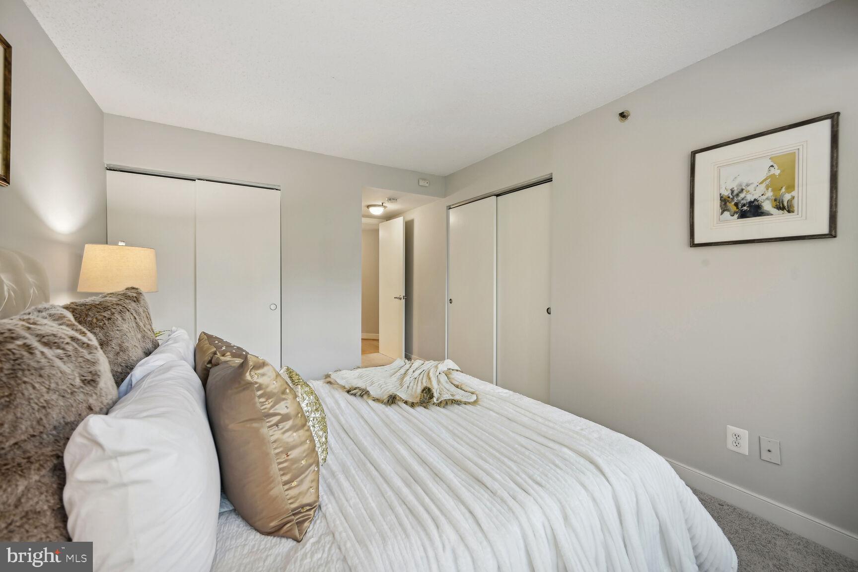 THE CHASE AT BETHESDA - Residential