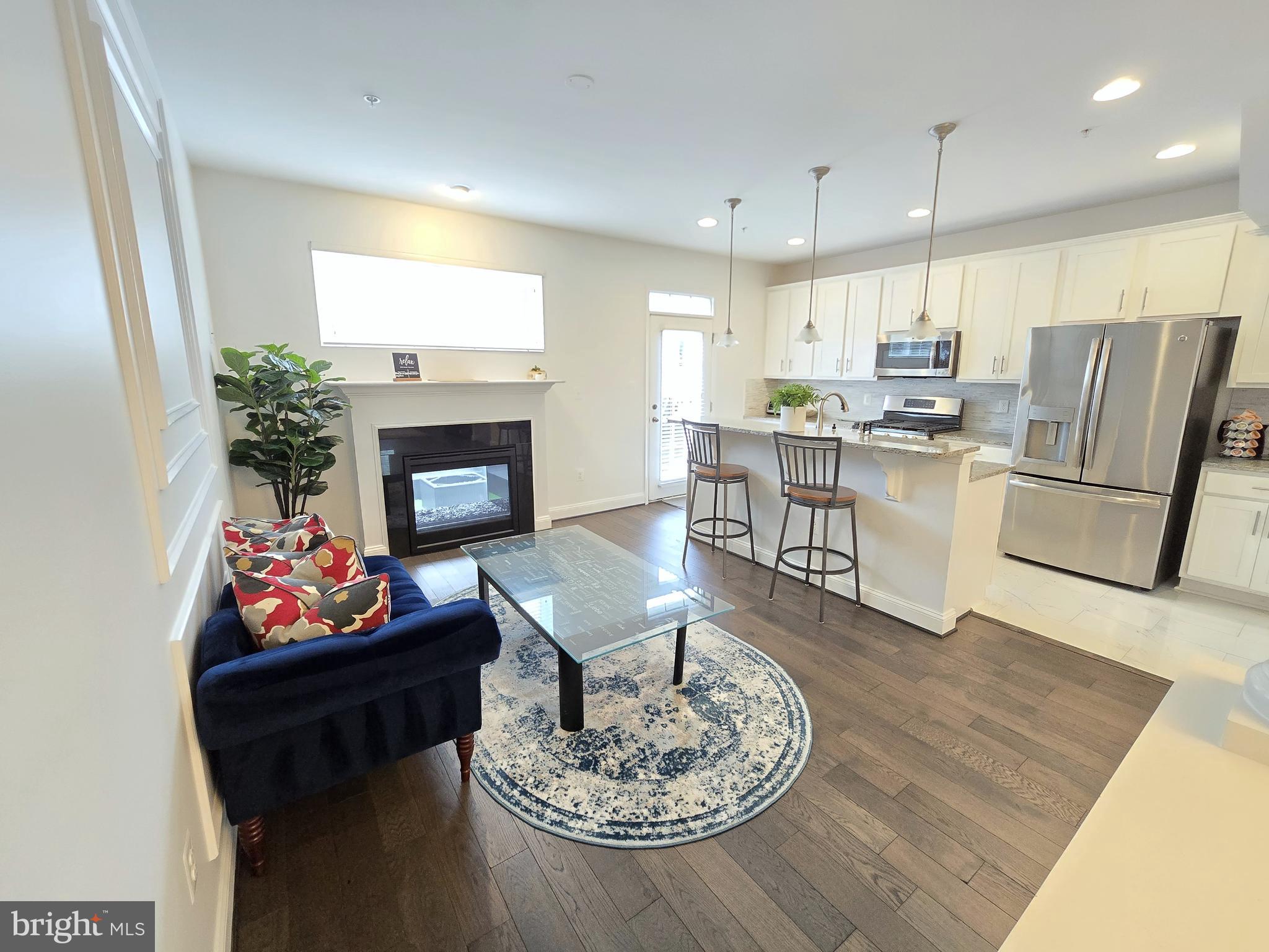 VILLAGE GREENS - Residential Lease