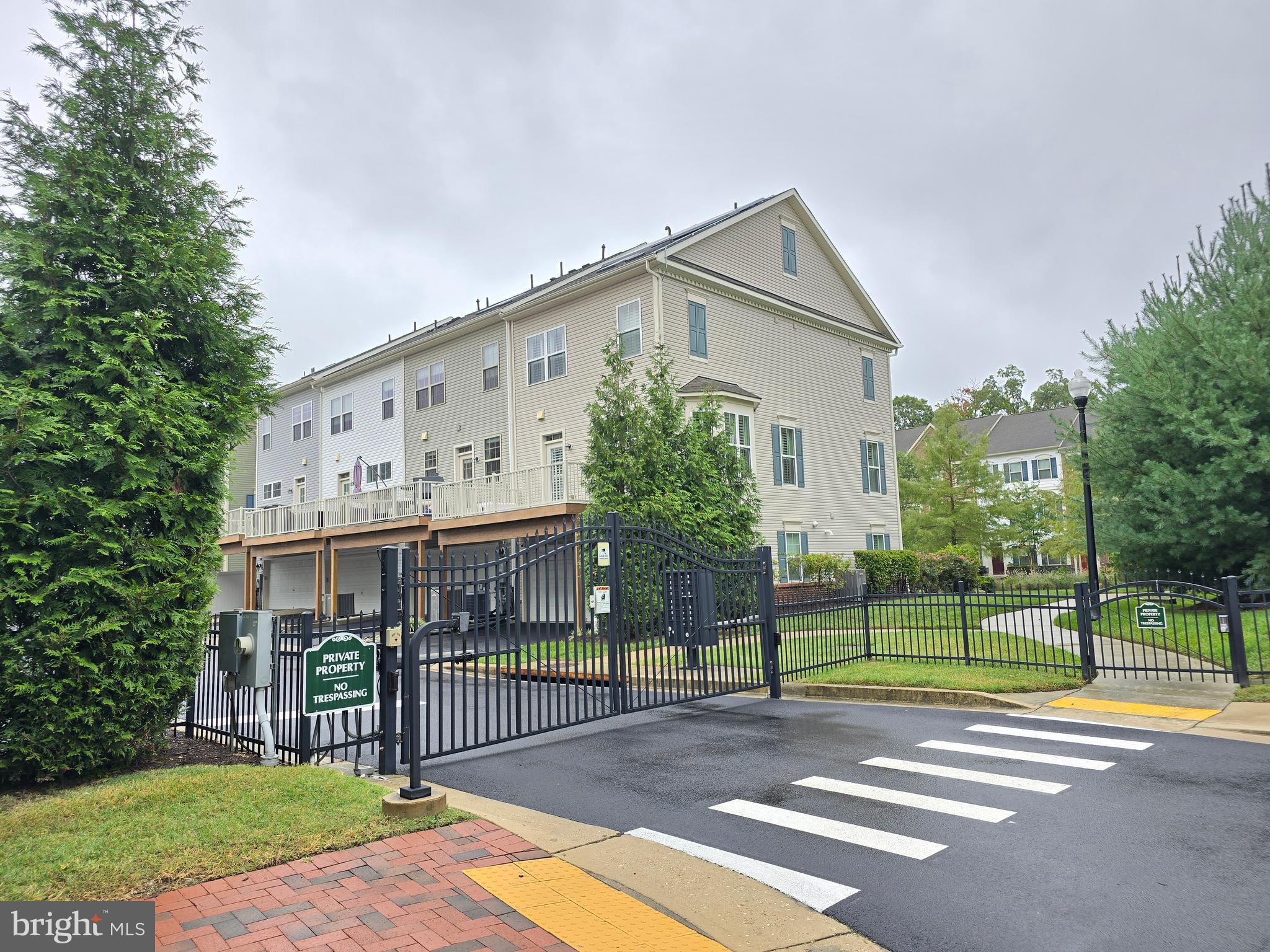 VILLAGE GREENS - Residential Lease
