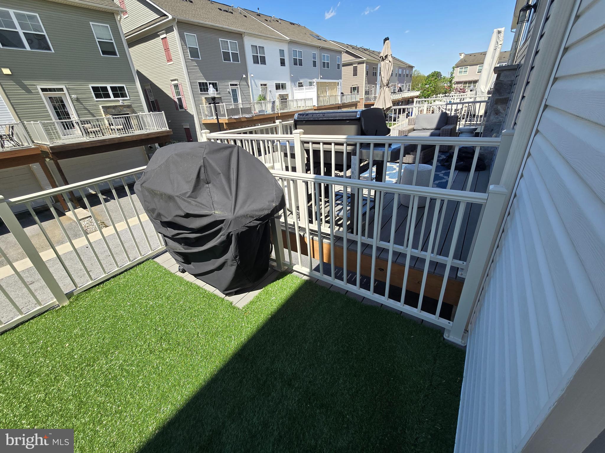 VILLAGE GREENS - Residential Lease
