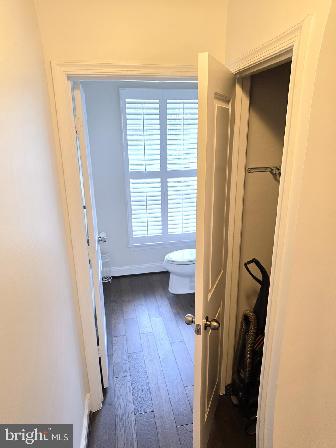 VILLAGE GREENS - Residential Lease