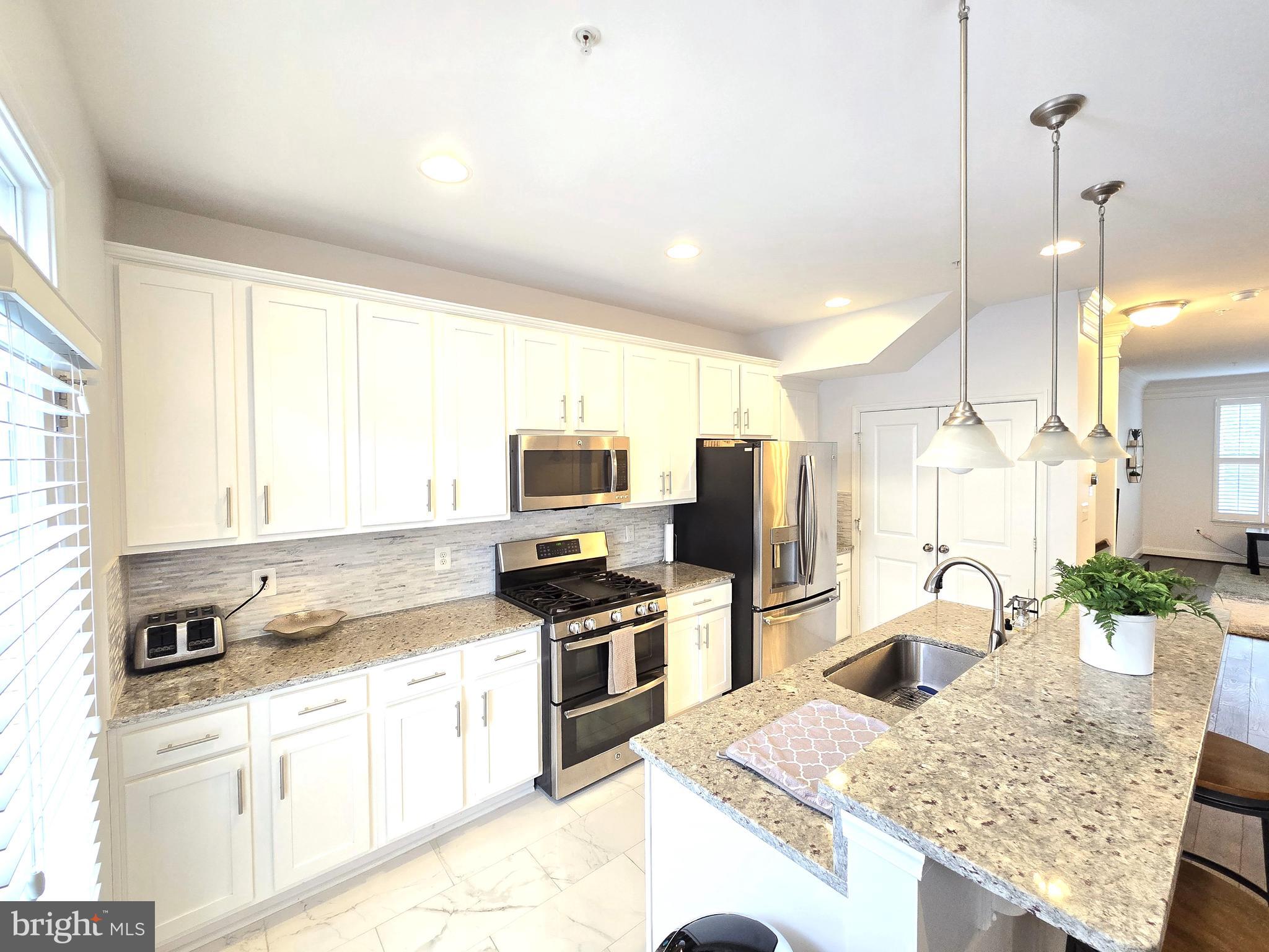 VILLAGE GREENS - Residential Lease