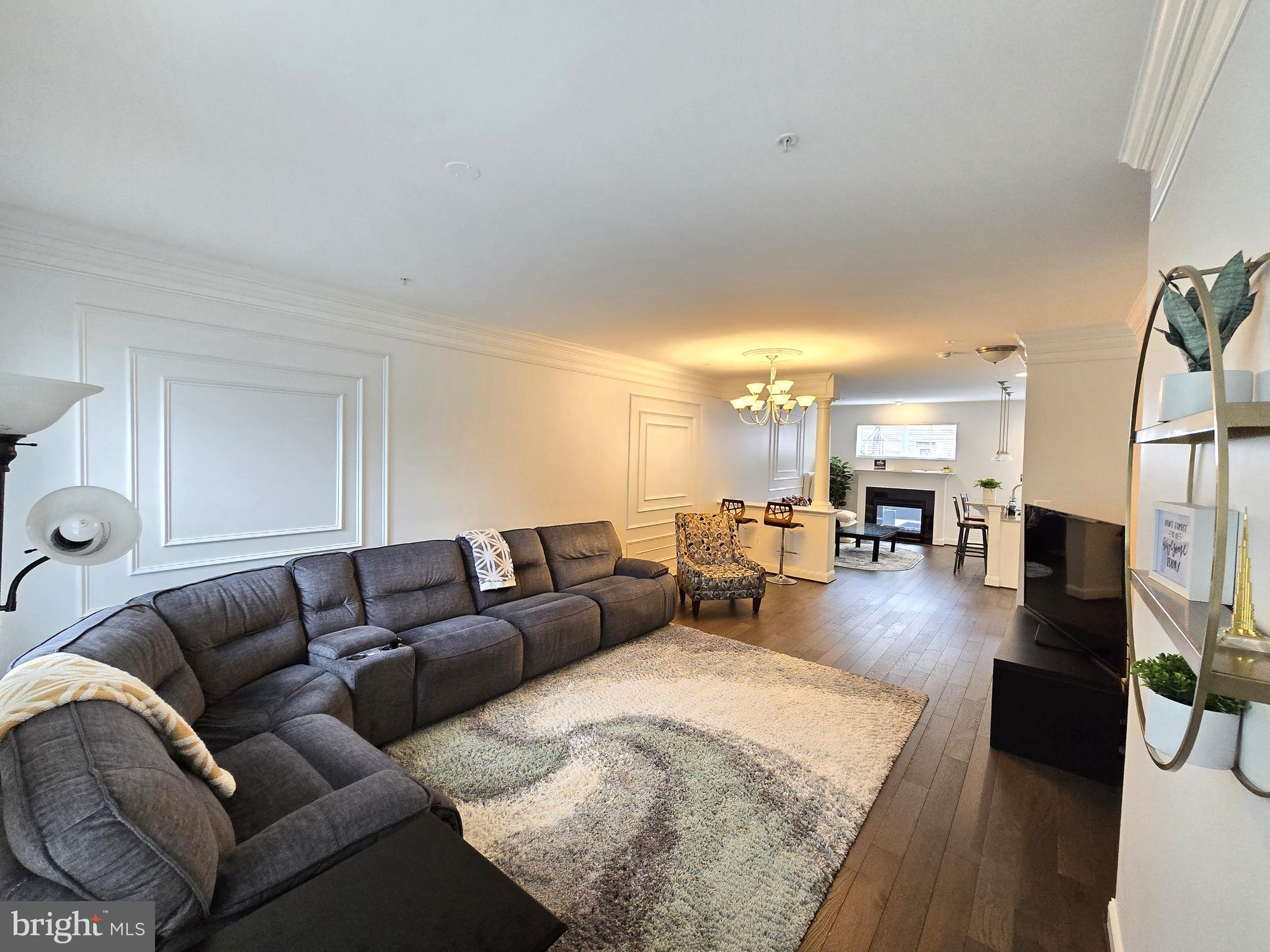 VILLAGE GREENS - Residential Lease