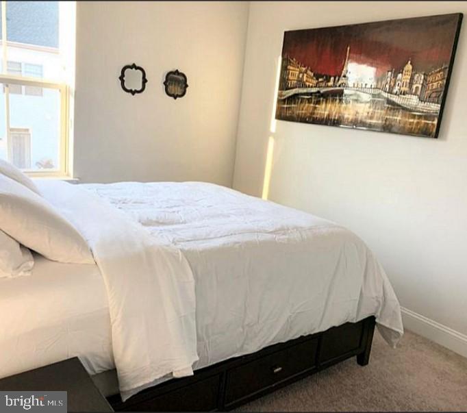 VILLAGE GREENS - Residential Lease