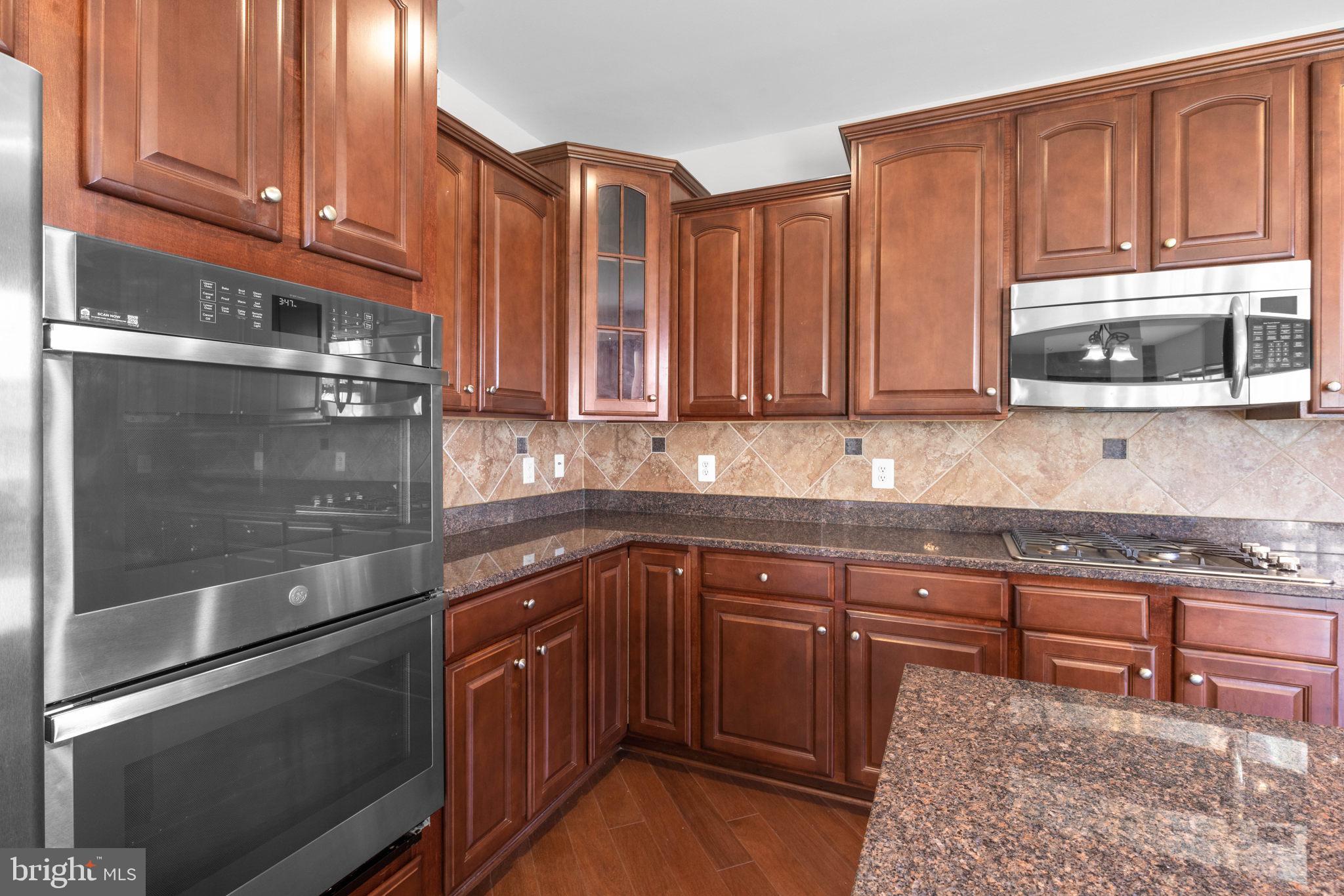 THE VINEYARDS - Residential