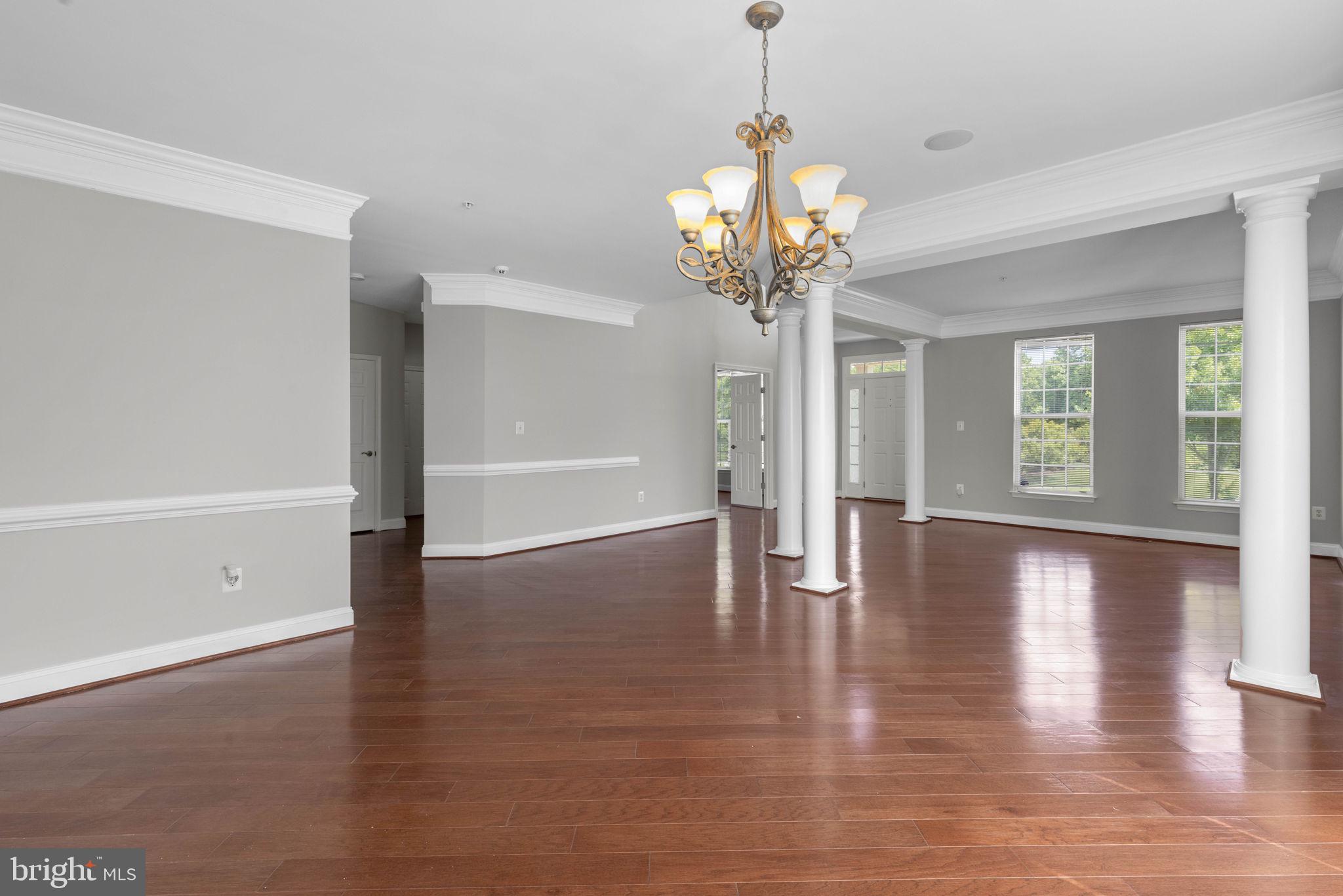 THE VINEYARDS - Residential