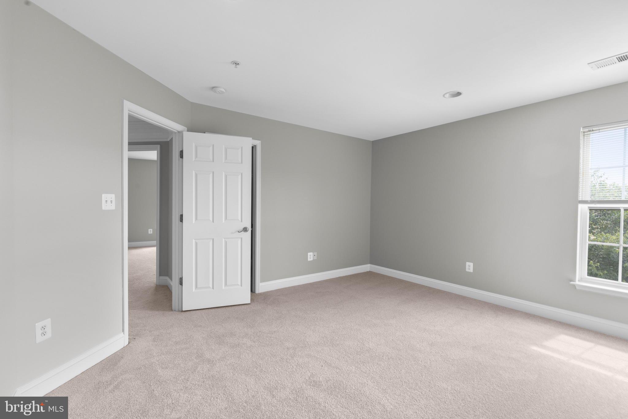 THE VINEYARDS - Residential