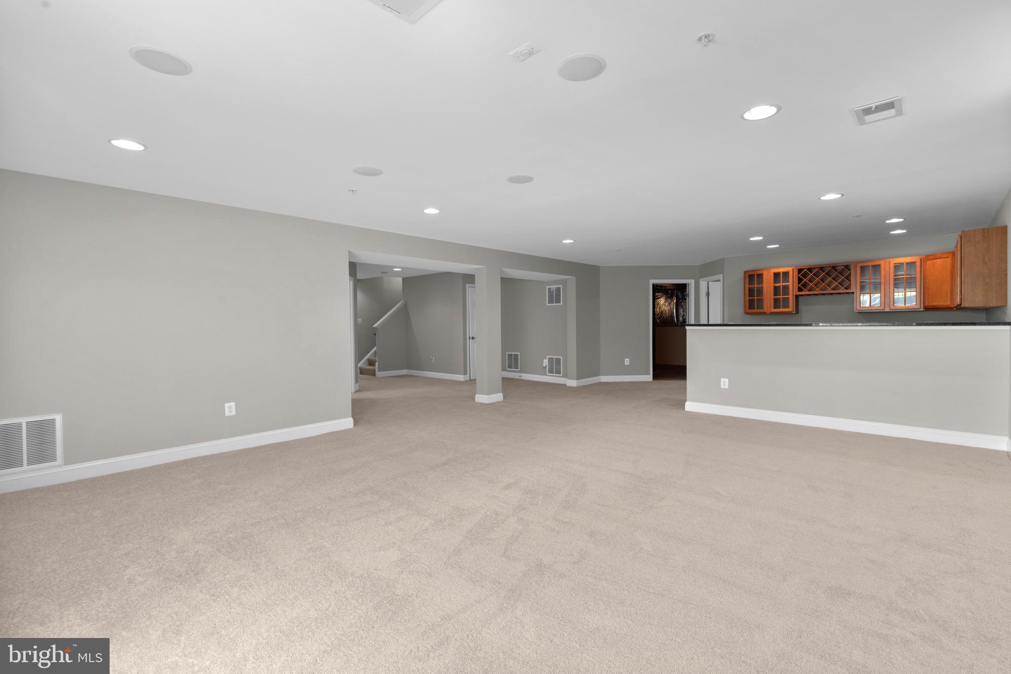 THE VINEYARDS - Residential