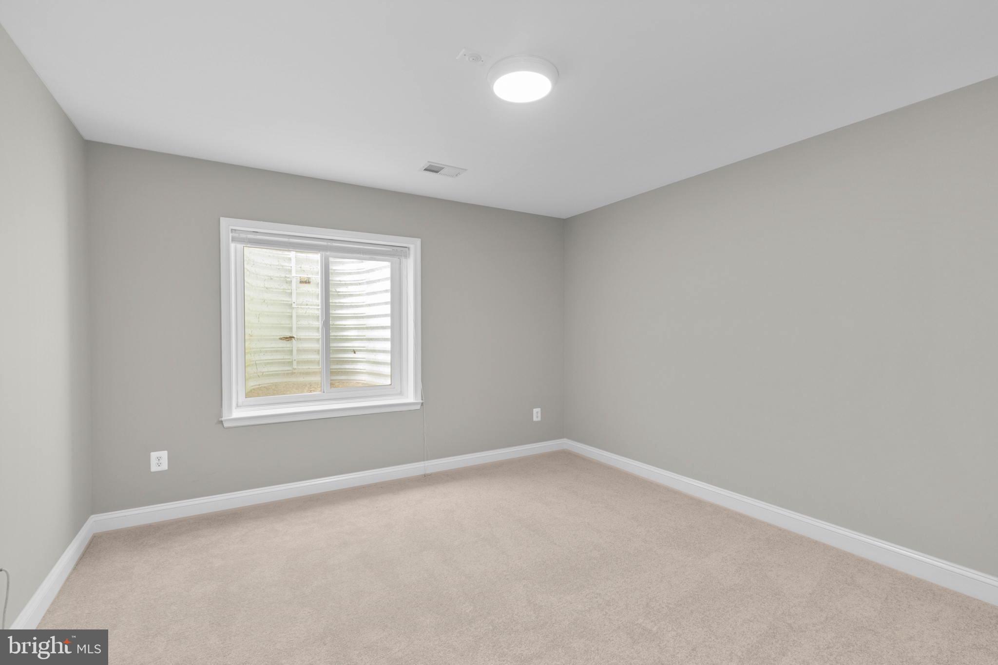 THE VINEYARDS - Residential