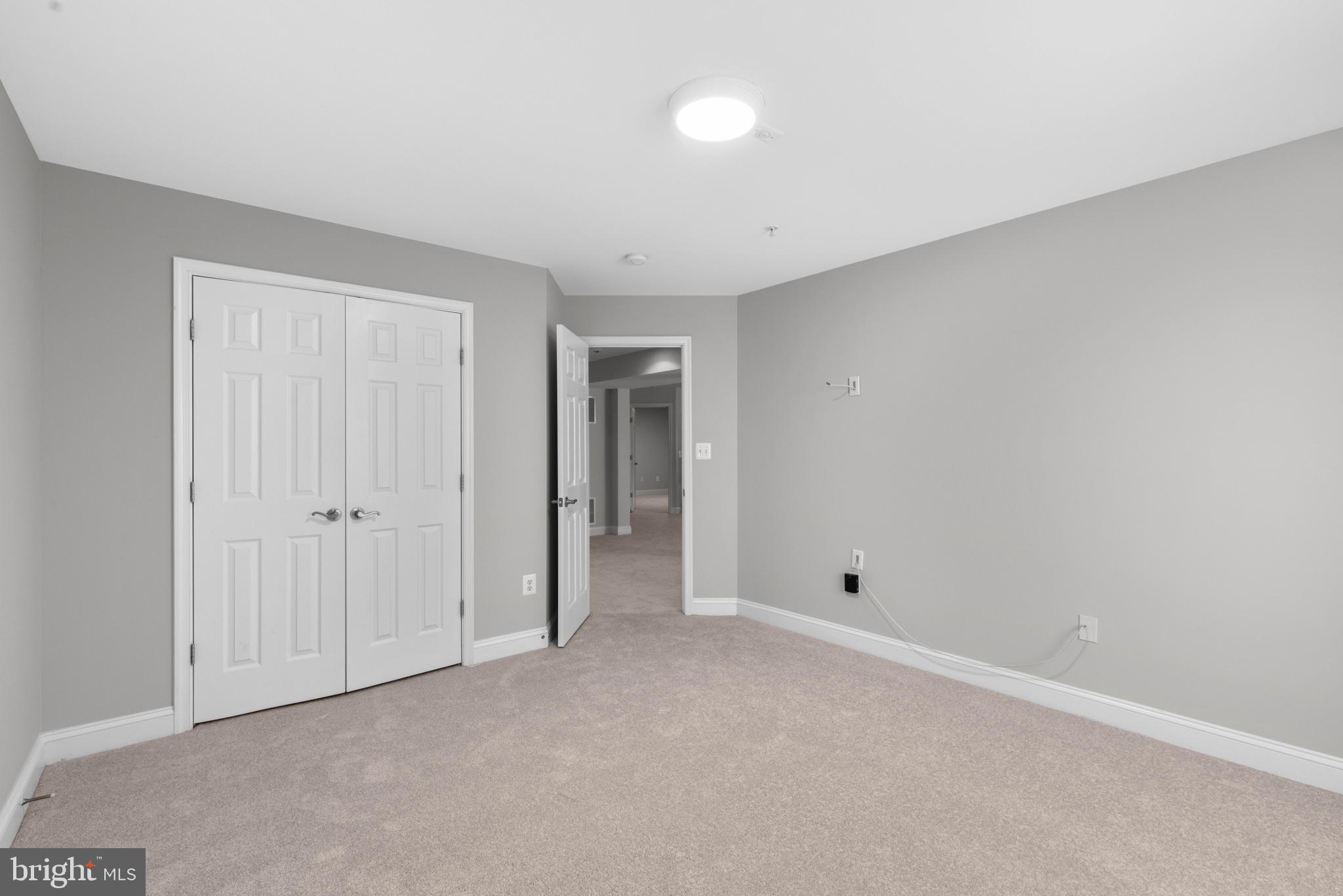 THE VINEYARDS - Residential