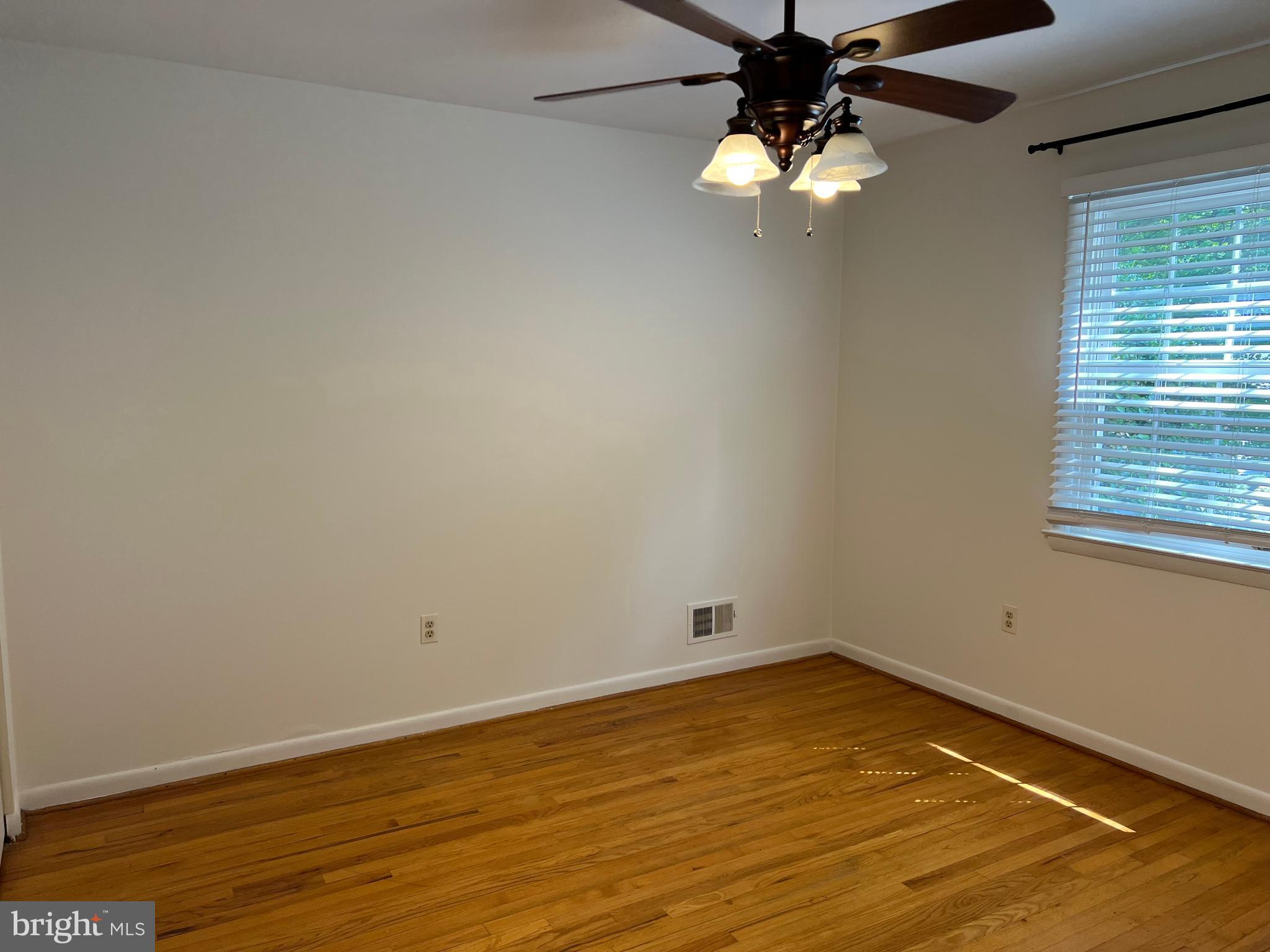 PROVIDENCE WOODS - Residential Lease