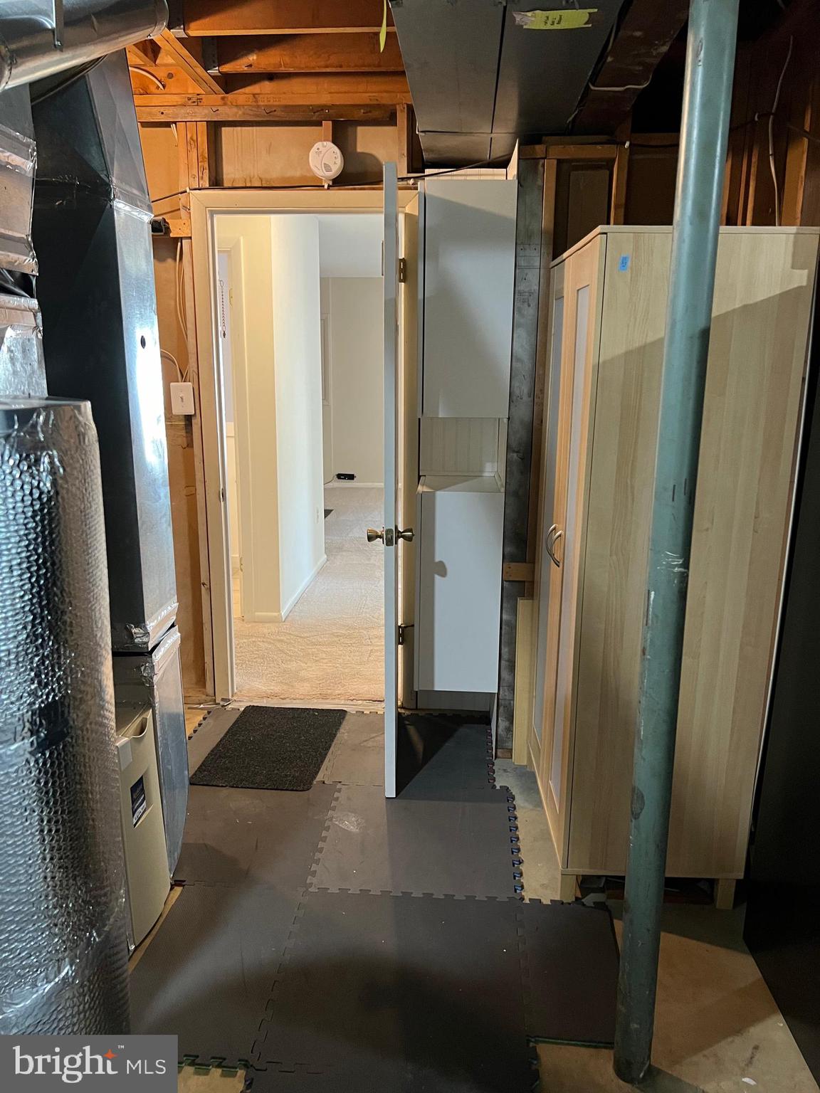 PROVIDENCE WOODS - Residential Lease