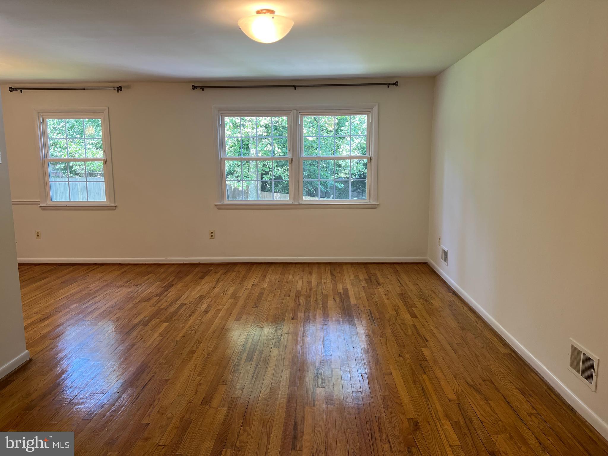 PROVIDENCE WOODS - Residential Lease